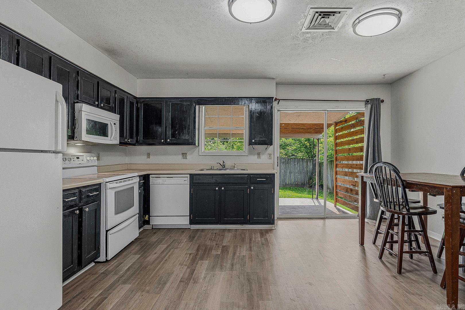 BROOKSIDE - Residential