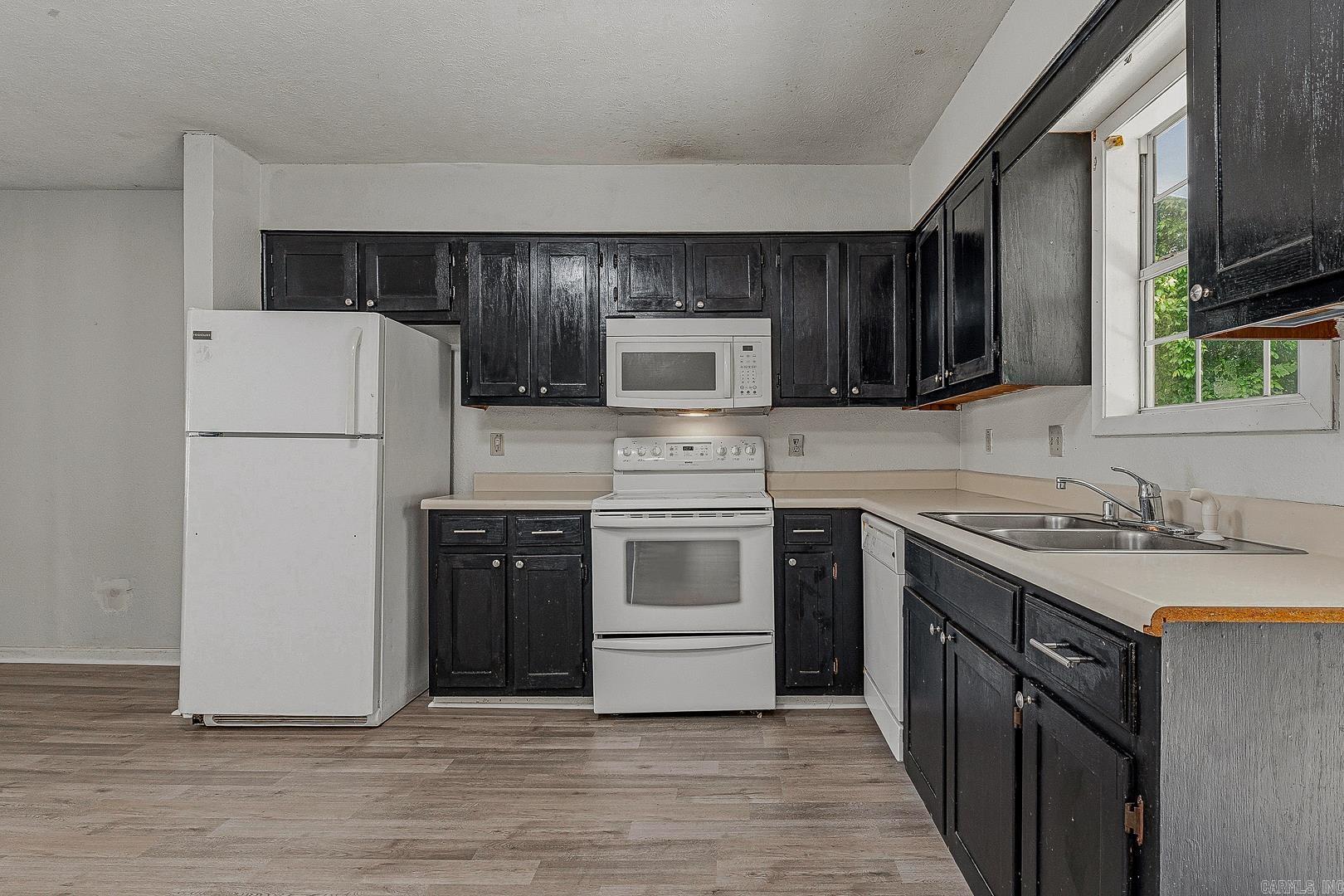 BROOKSIDE - Residential