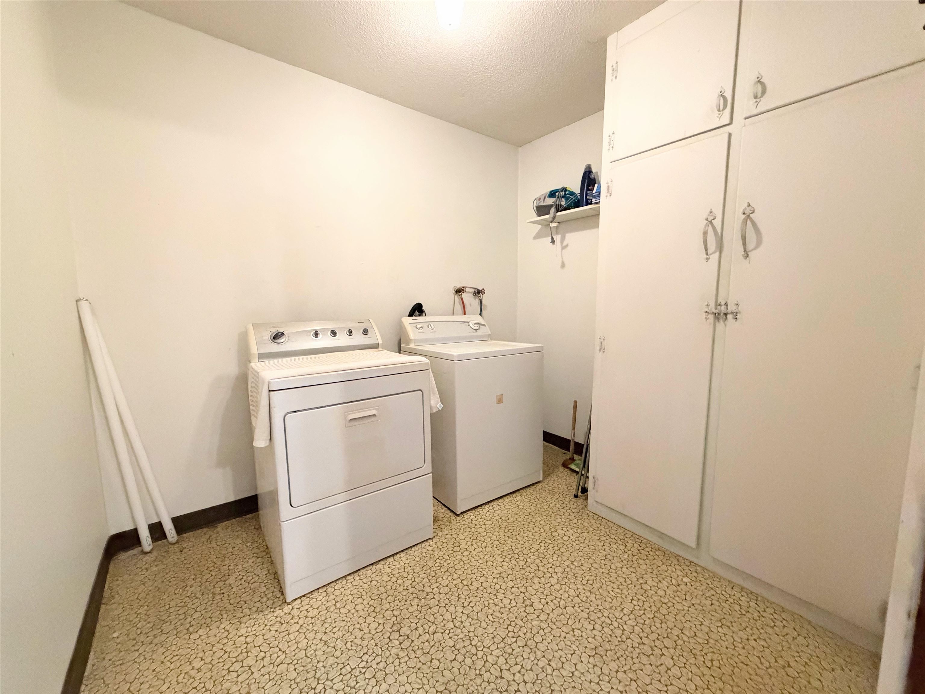 CROWN ADDITION - Residential