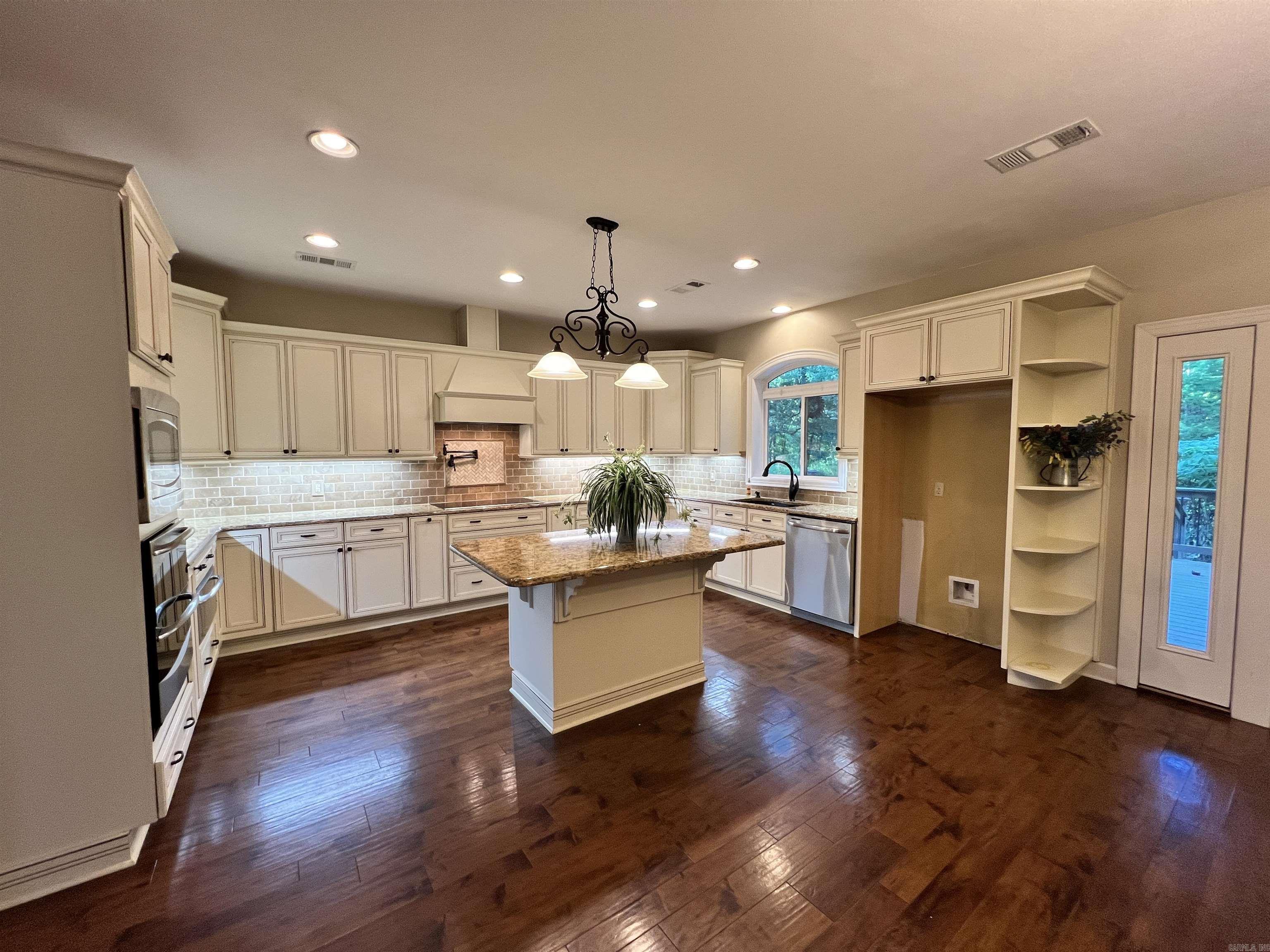 WESTERN VALLEY SUBDIV - Residential