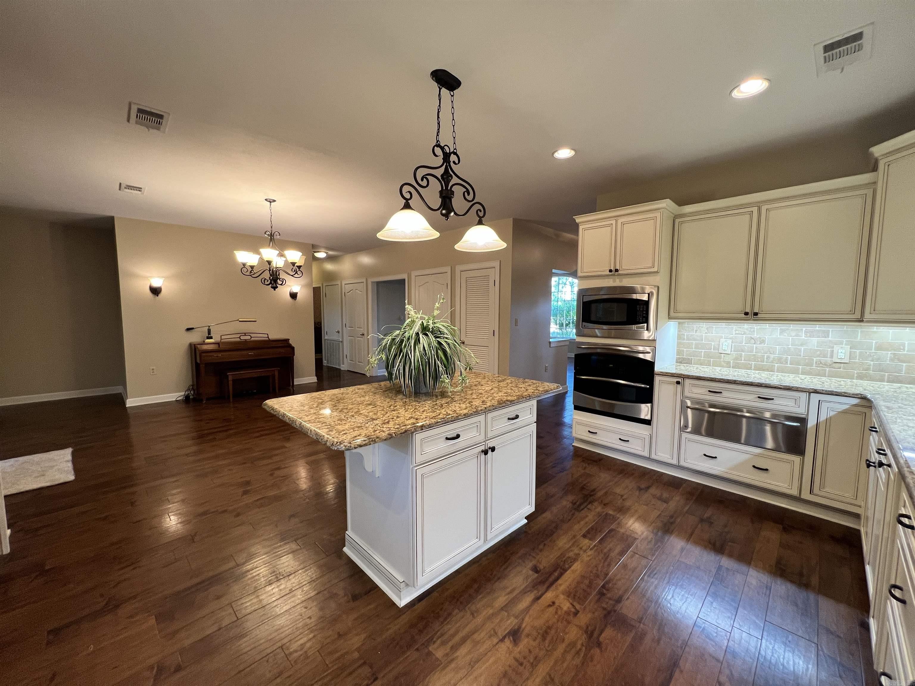 WESTERN VALLEY SUBDIV - Residential