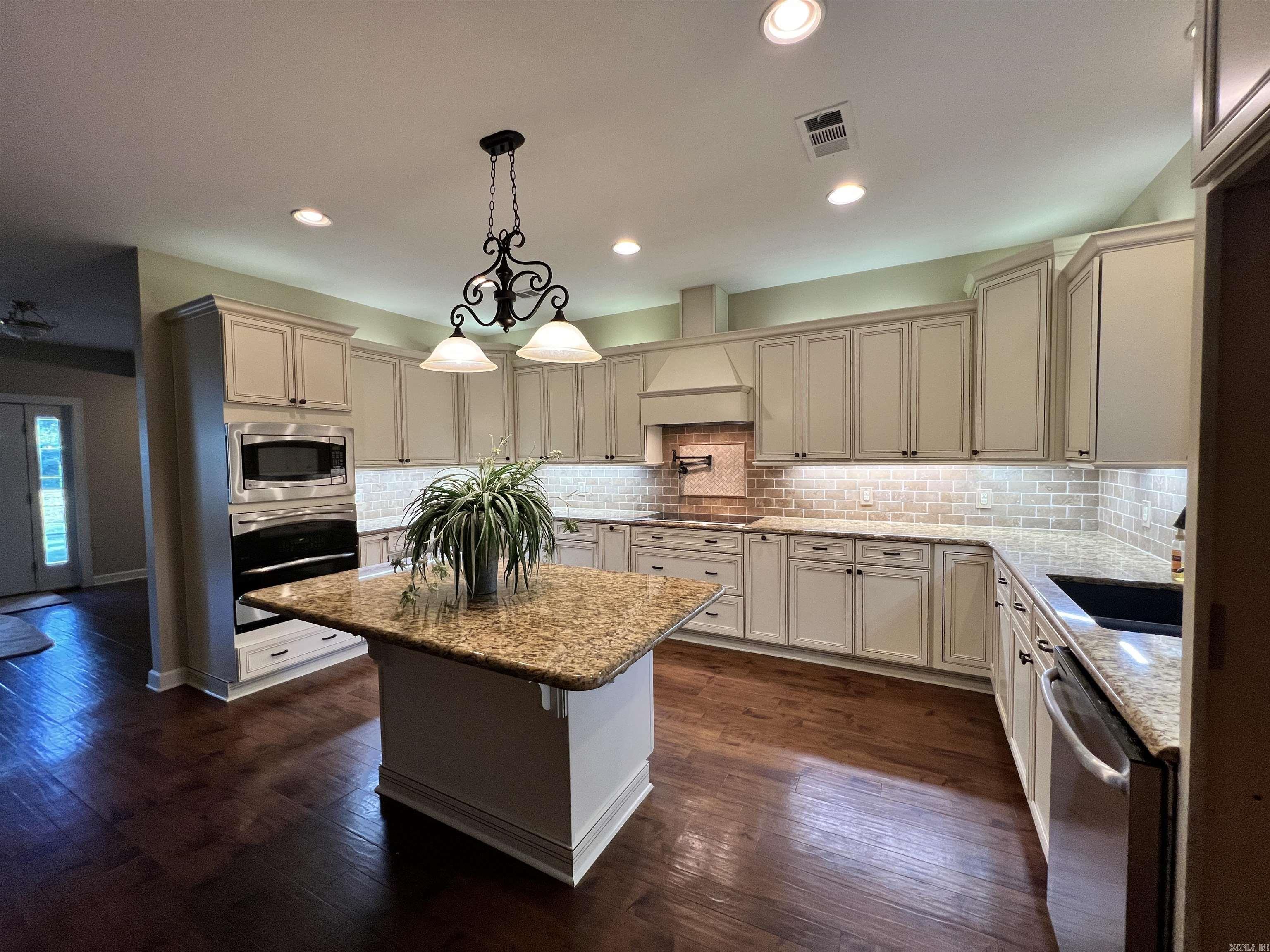 WESTERN VALLEY SUBDIV - Residential