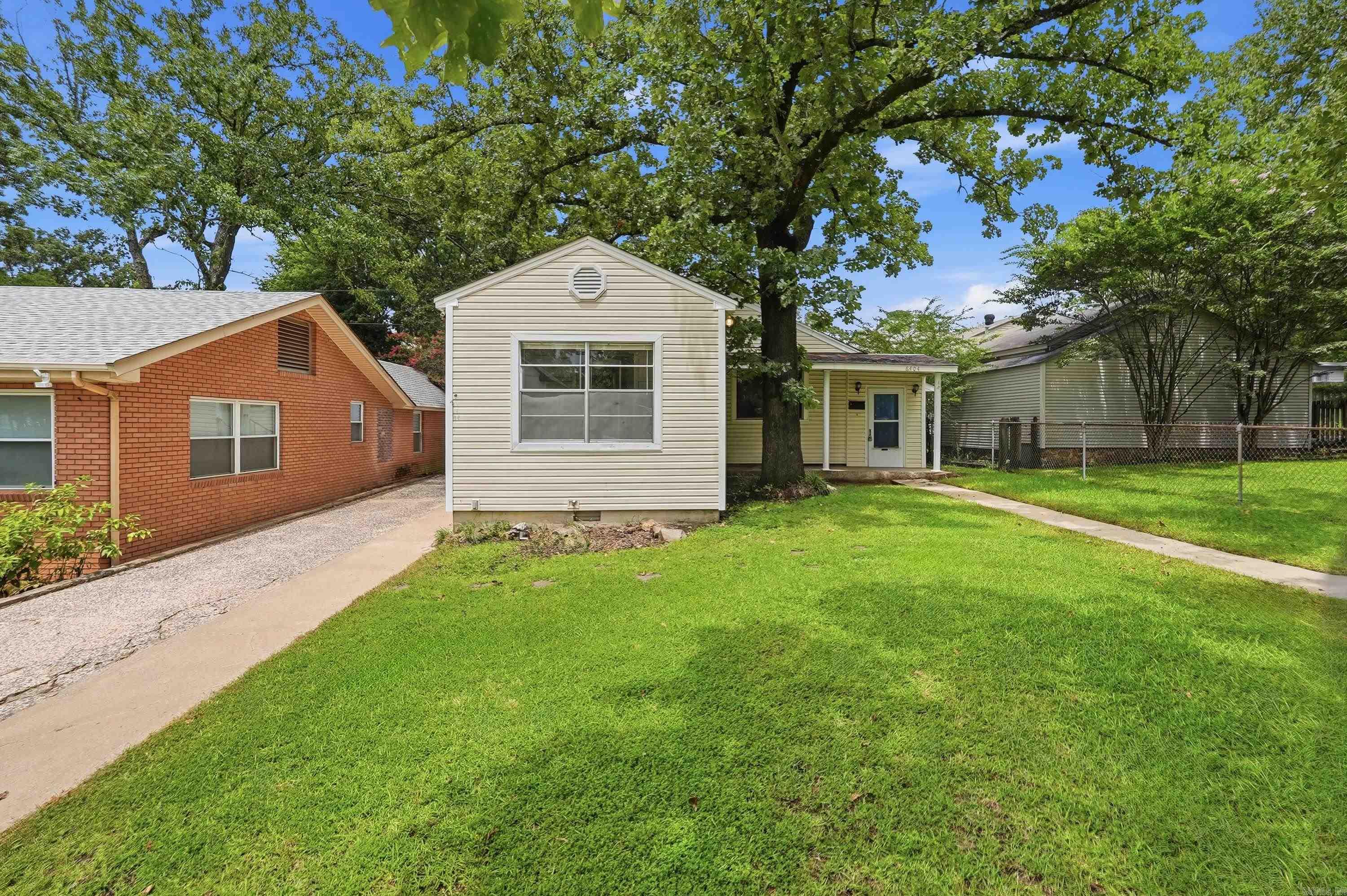 CAMMACK WOODS - Residential