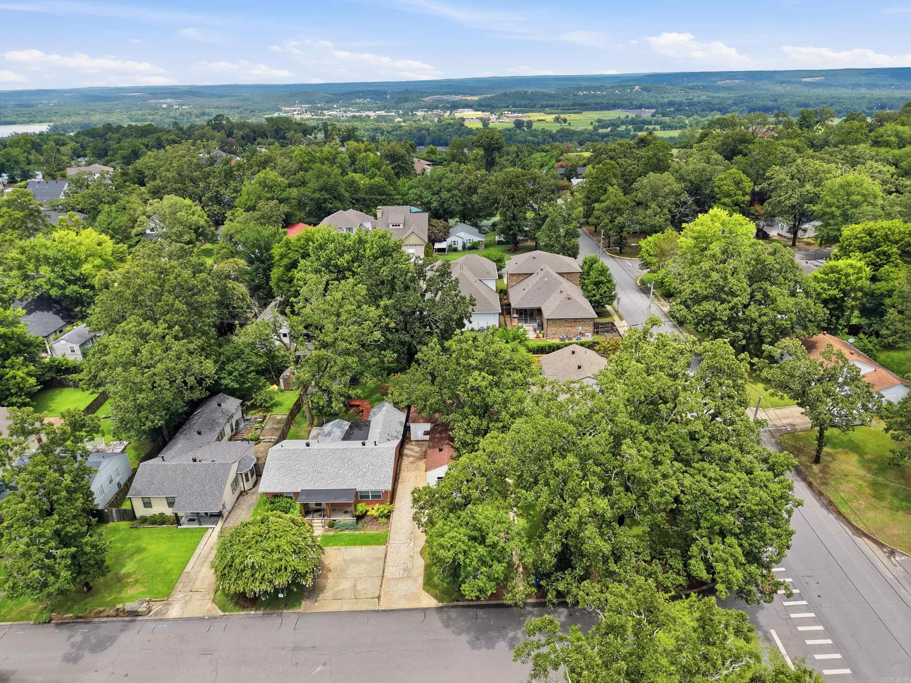 CAMMACK WOODS - Residential