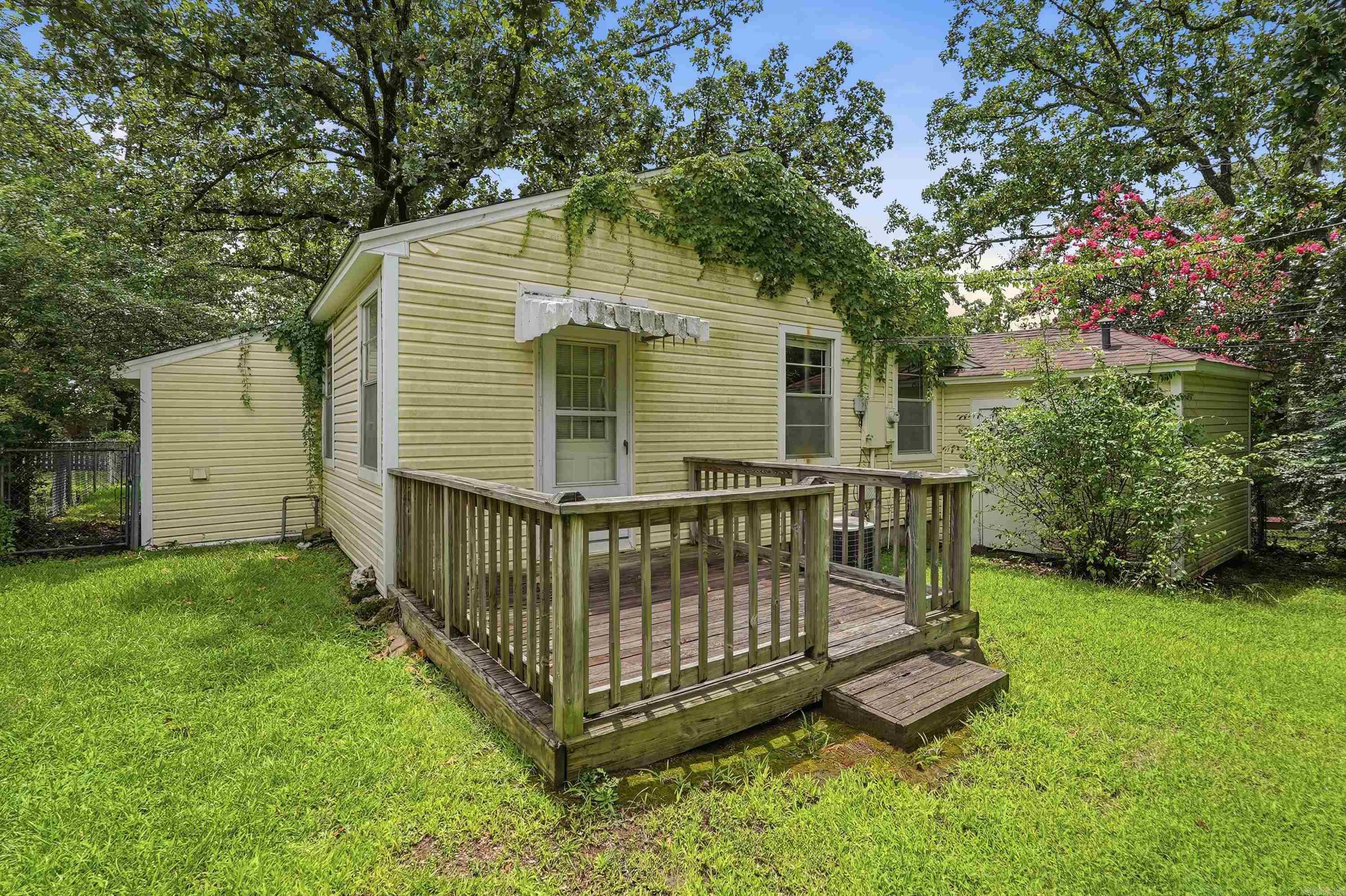 CAMMACK WOODS - Residential
