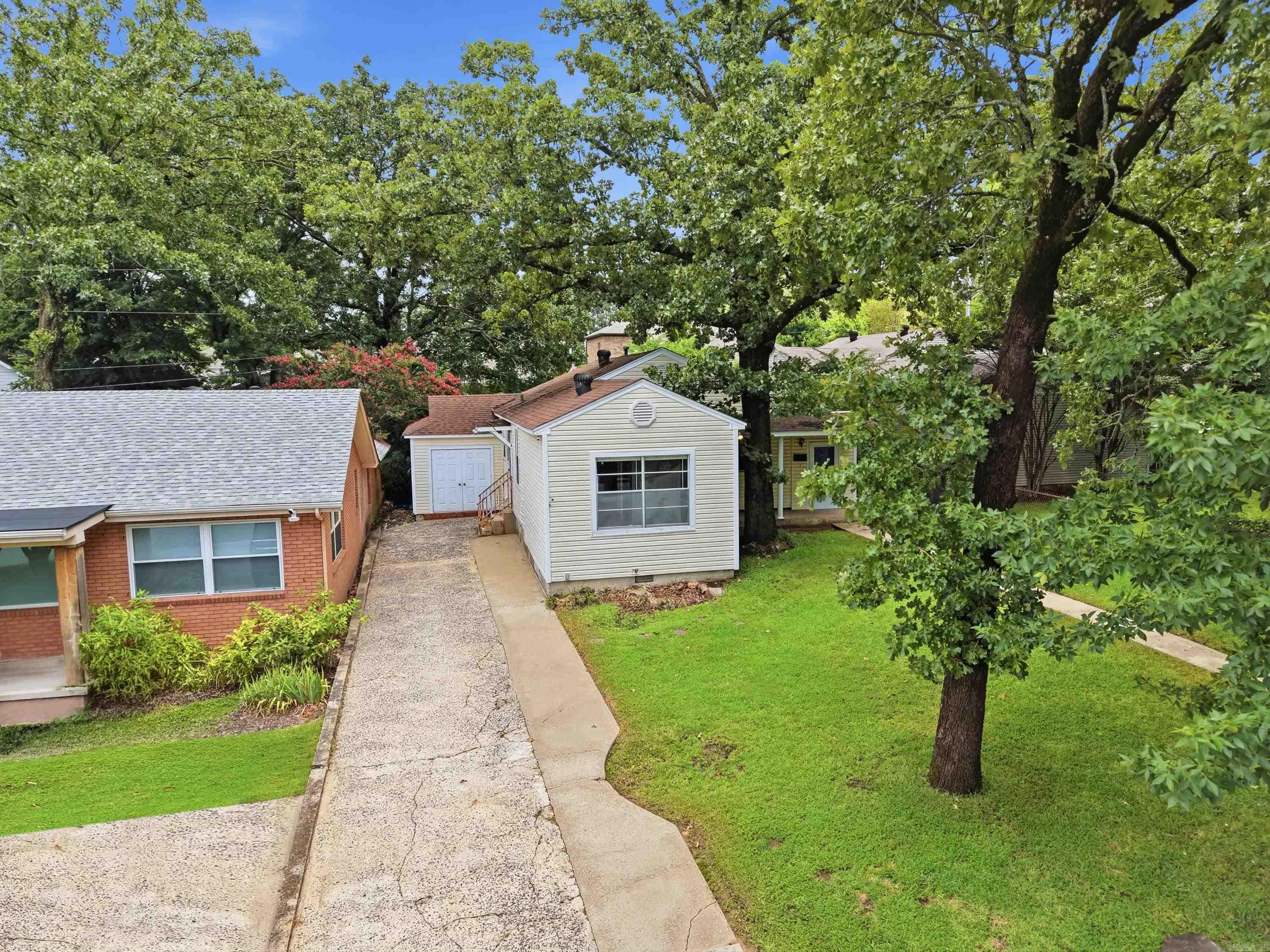 CAMMACK WOODS - Residential