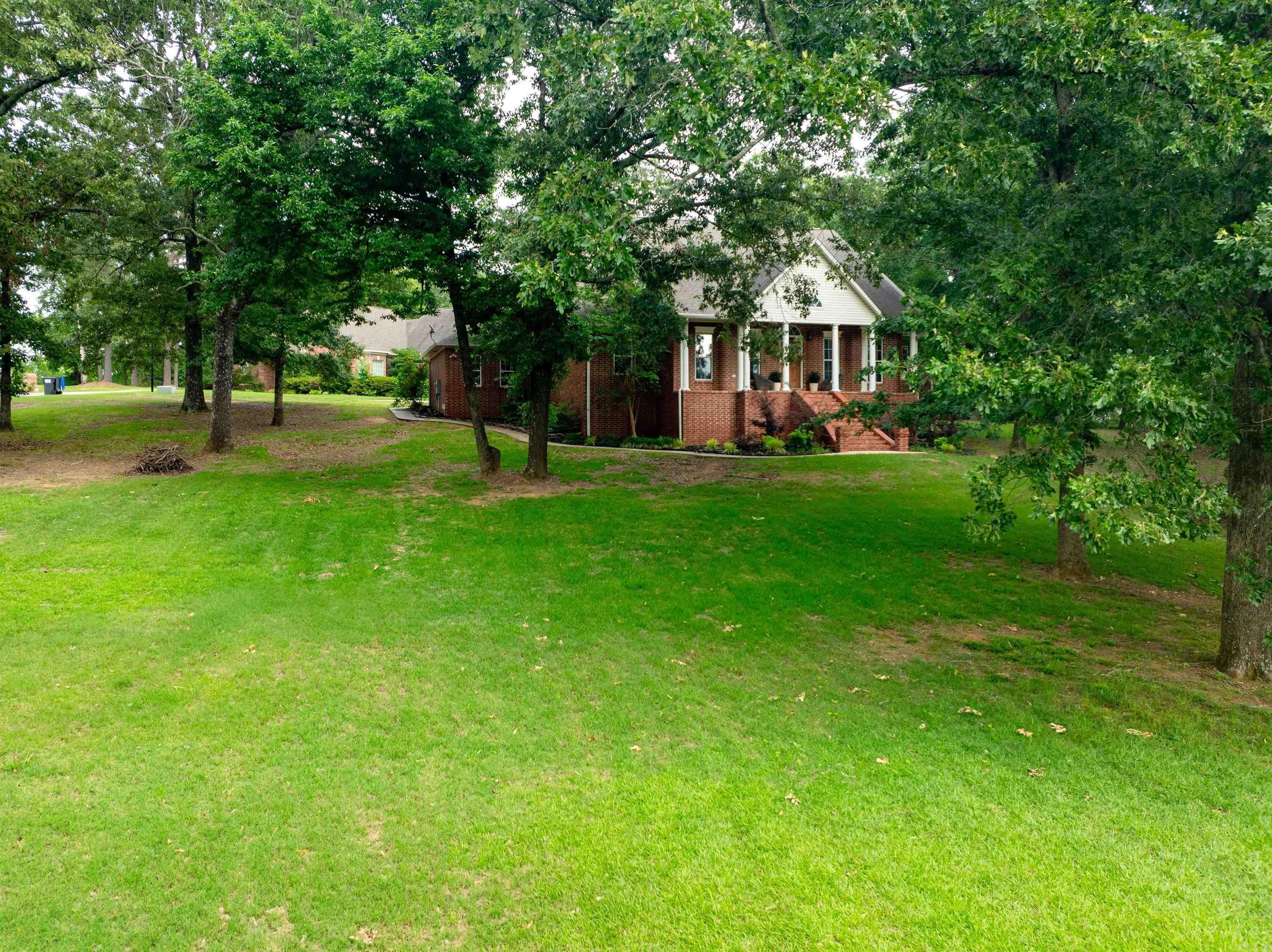 CLUB WEST ESTATES - Residential