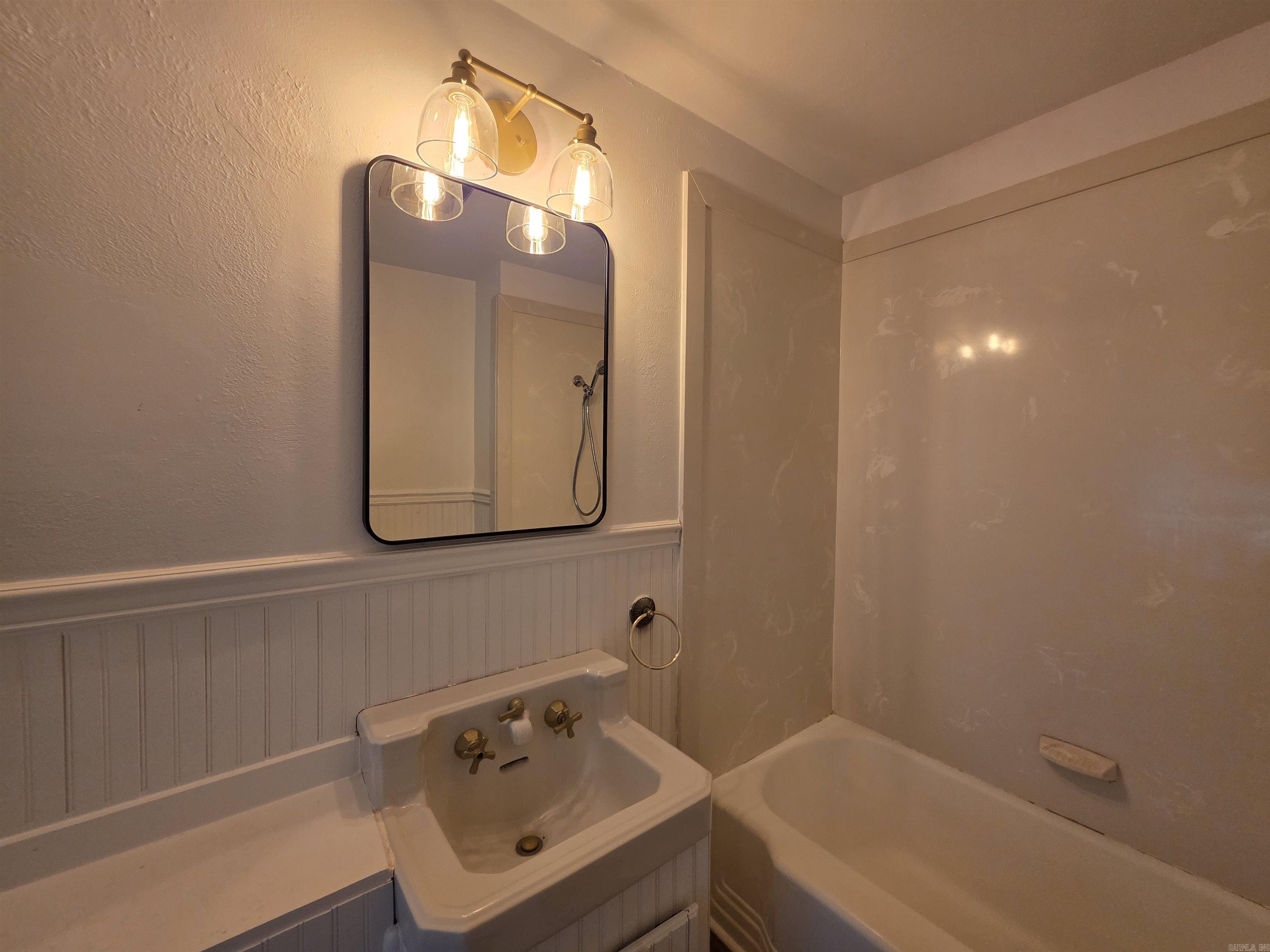JULIE ADDN - NORTH LITTLE ROCK - Residential Lease