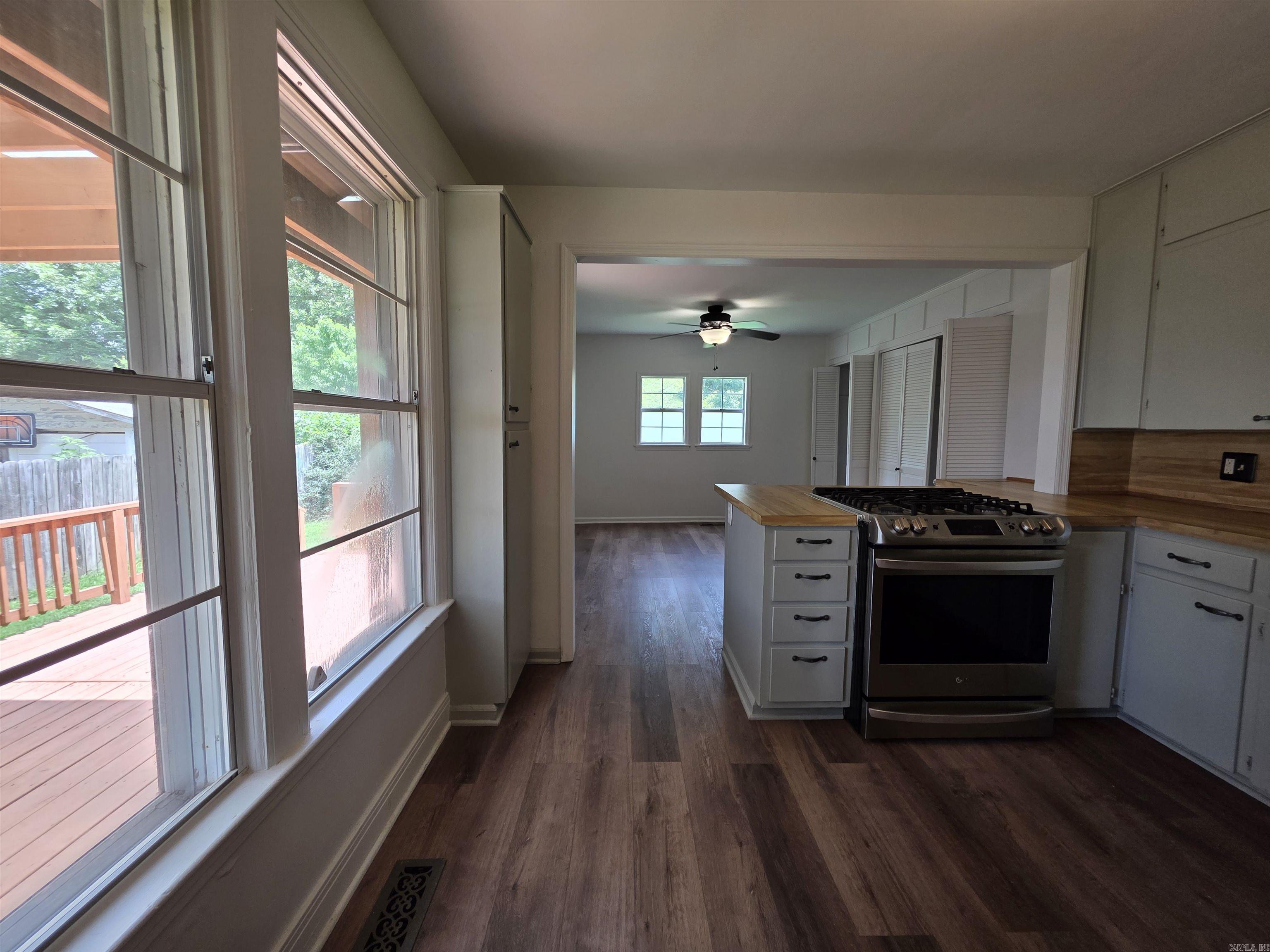 JULIE ADDN - NORTH LITTLE ROCK - Residential Lease