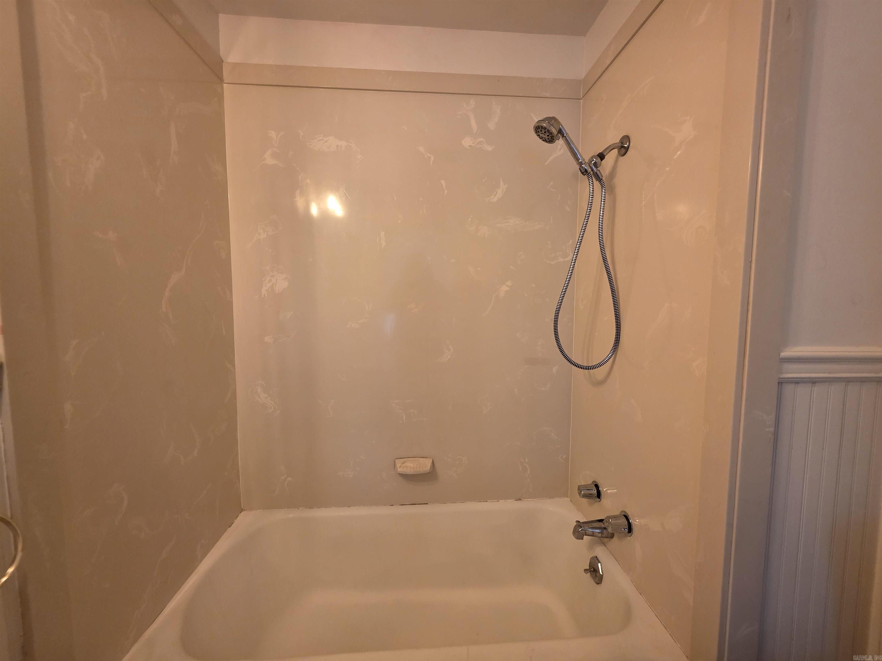 JULIE ADDN - NORTH LITTLE ROCK - Residential Lease