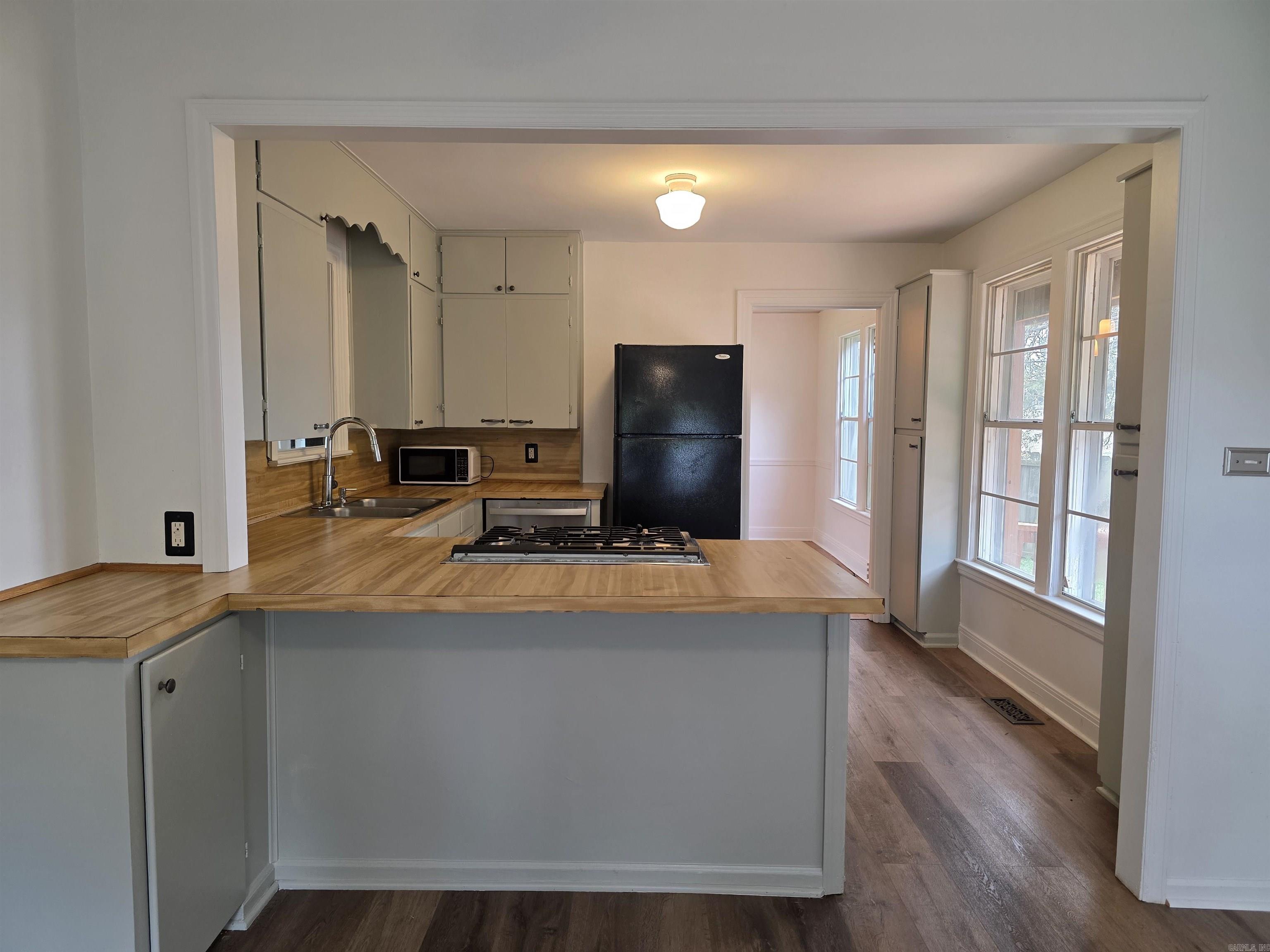 JULIE ADDN - NORTH LITTLE ROCK - Residential Lease