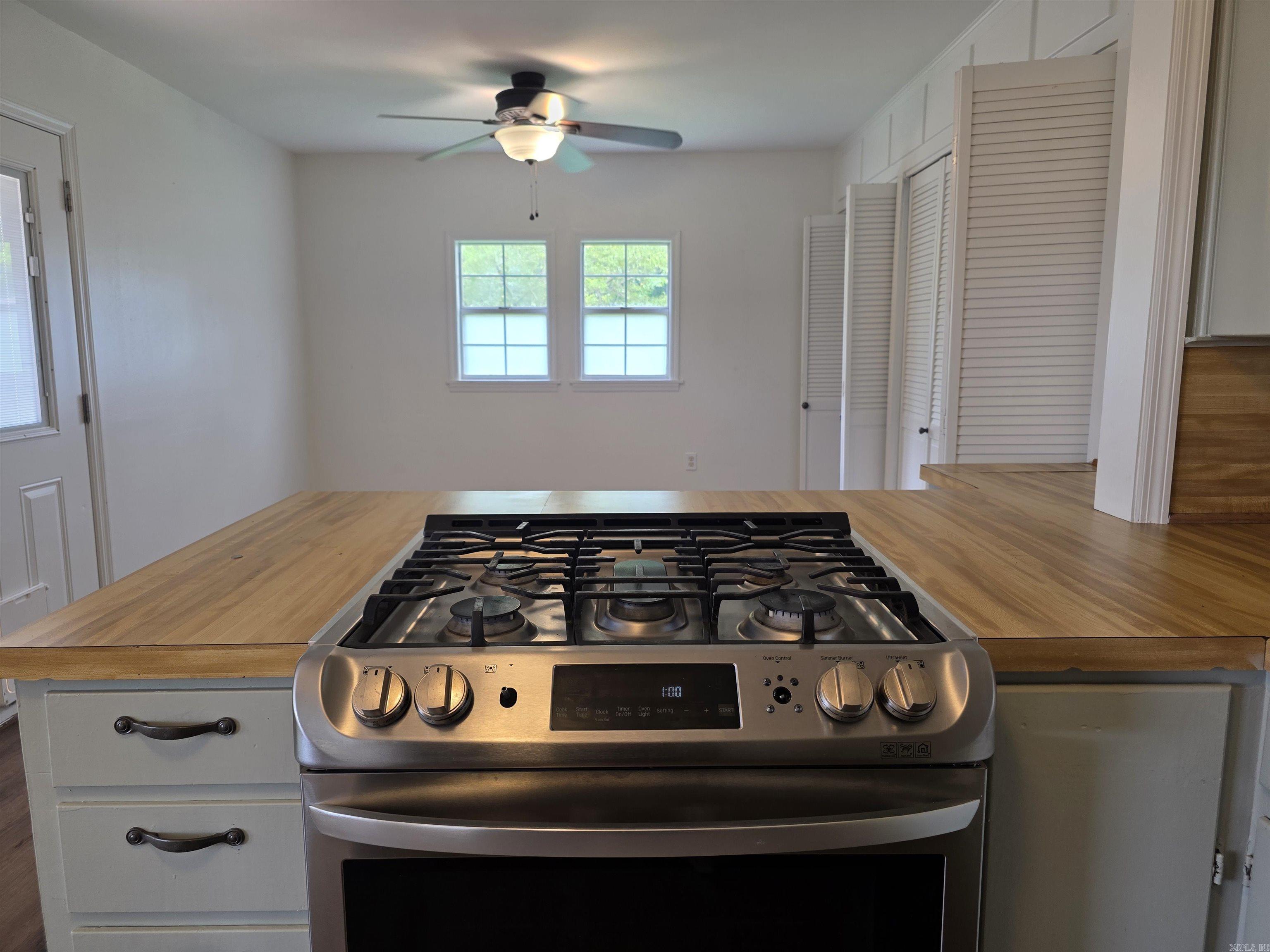 JULIE ADDN - NORTH LITTLE ROCK - Residential Lease