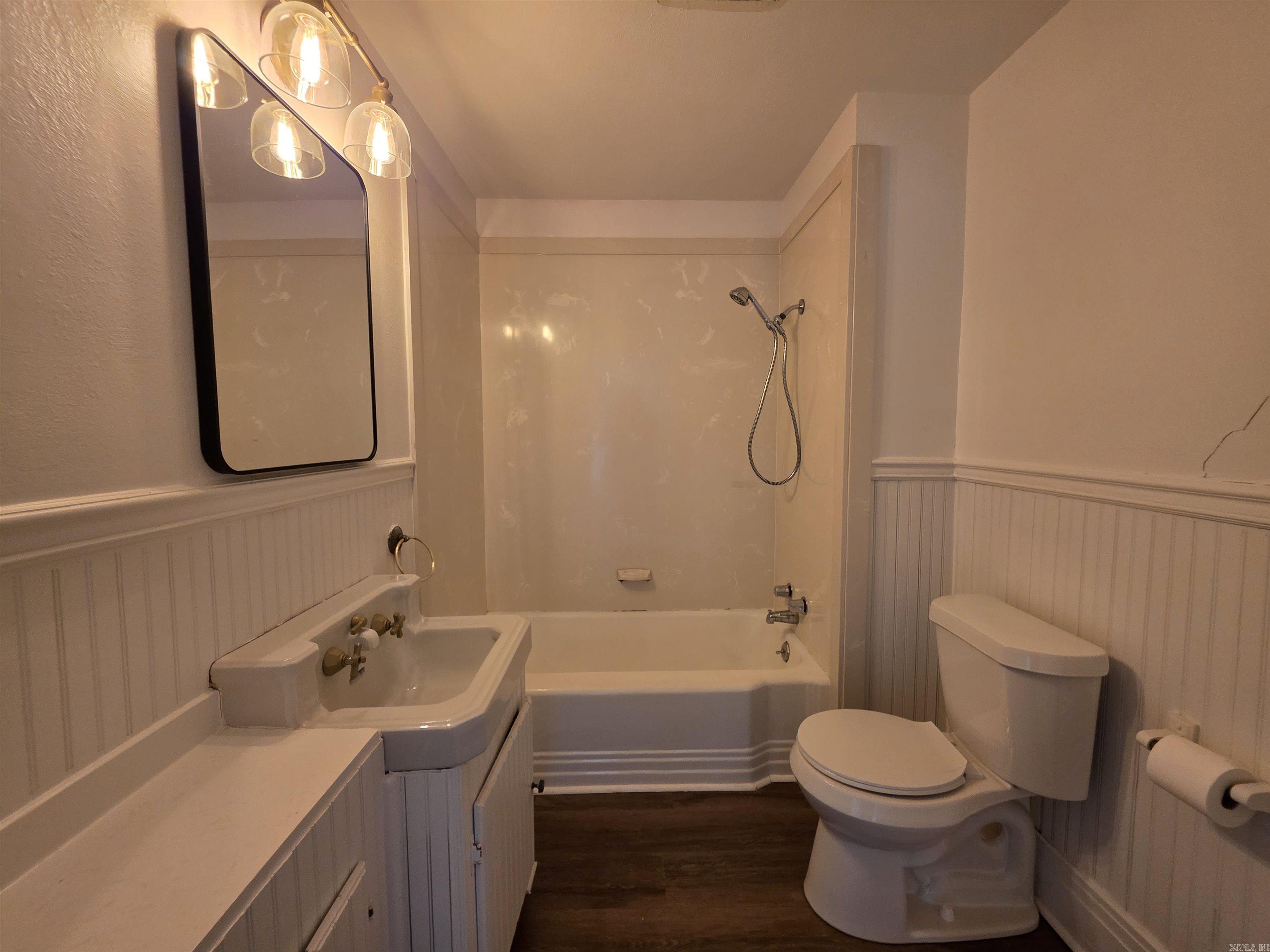 JULIE ADDN - NORTH LITTLE ROCK - Residential Lease