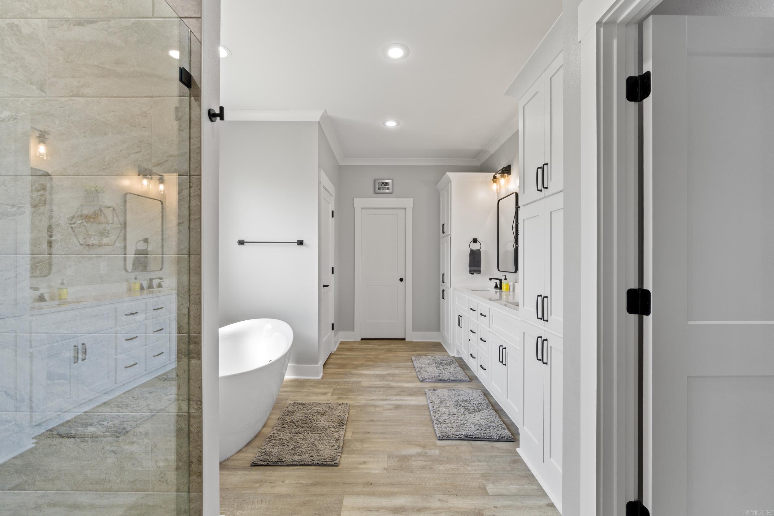 WINTERBROOK - Residential