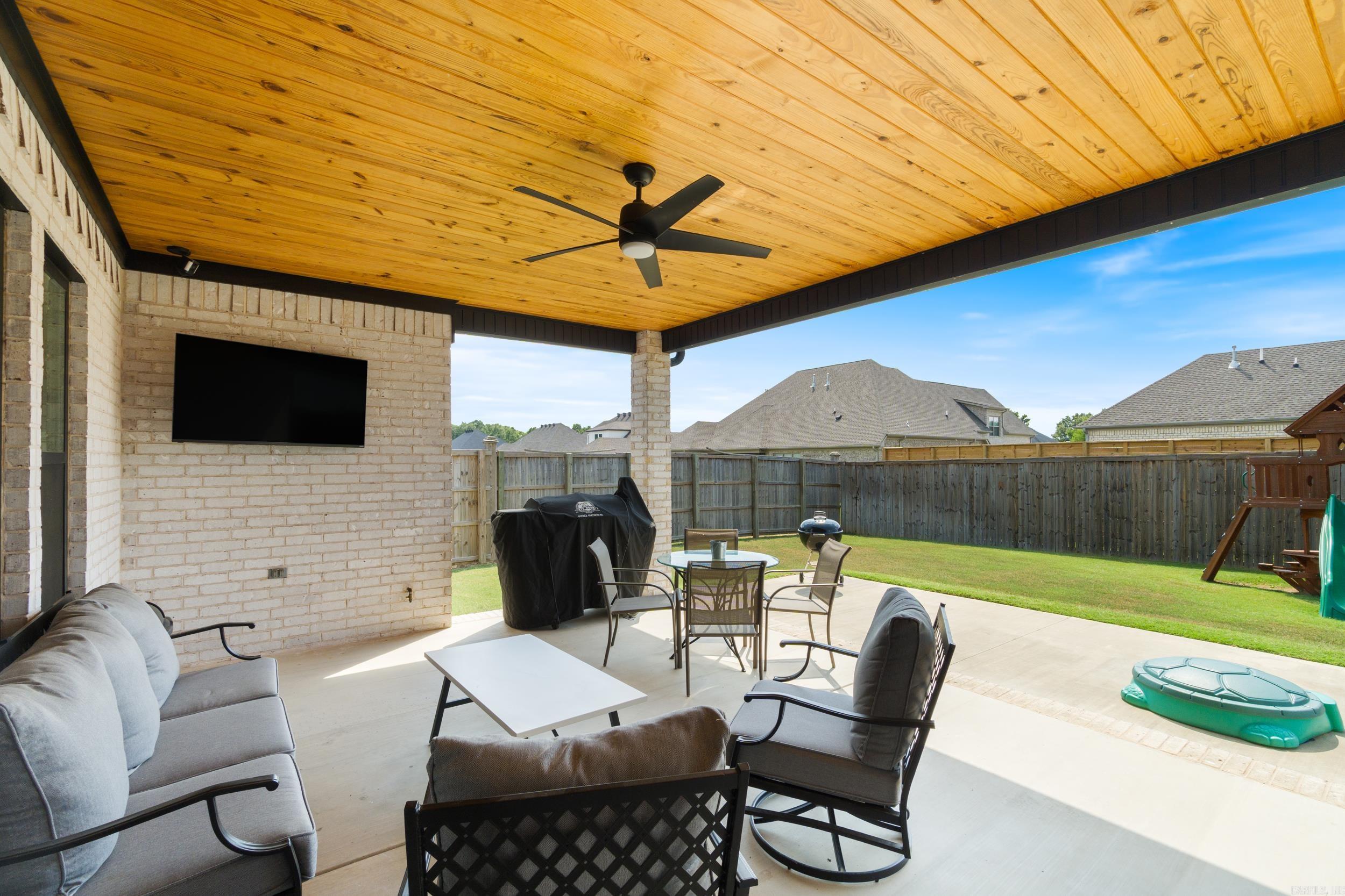 WINTERBROOK - Residential