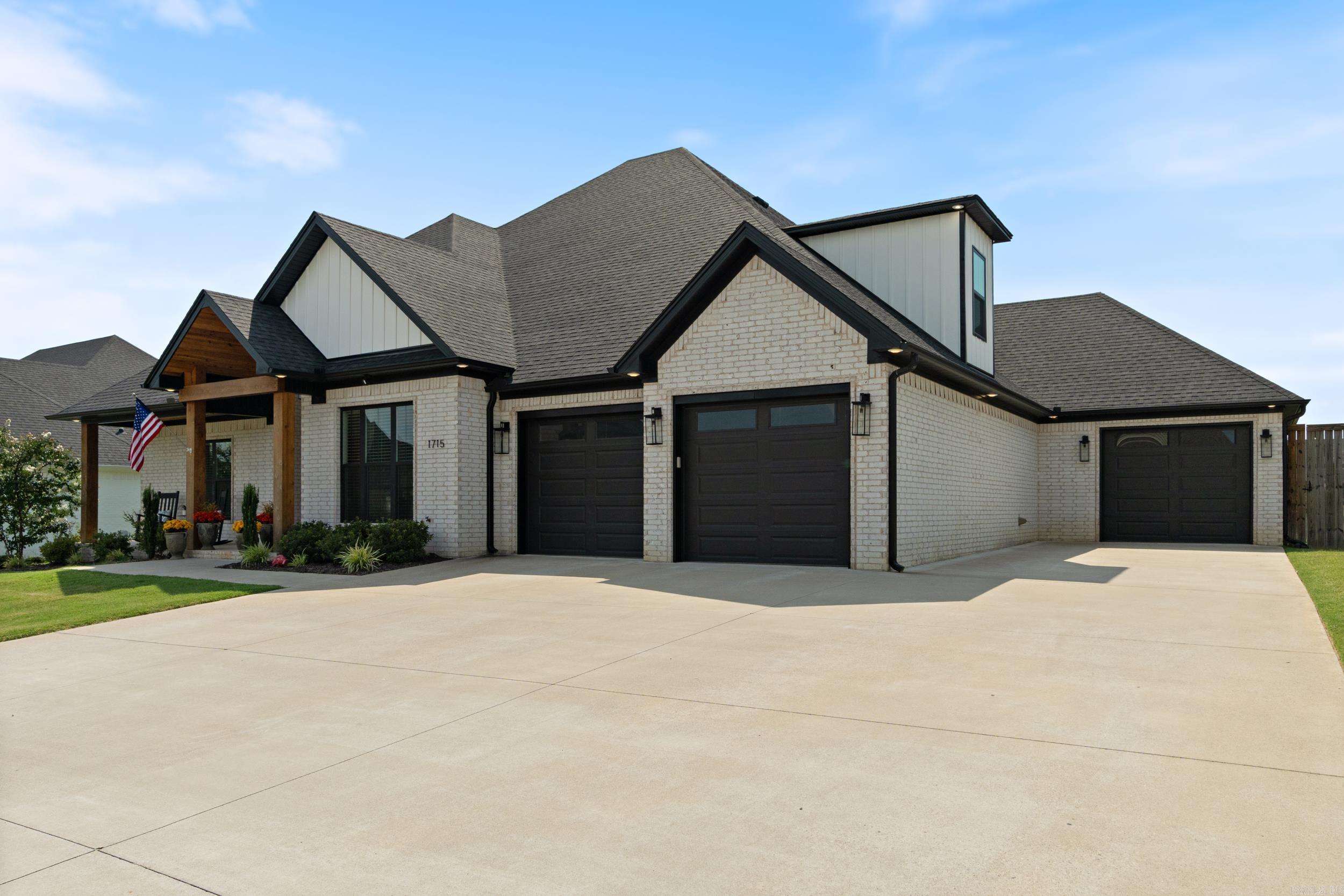 WINTERBROOK - Residential
