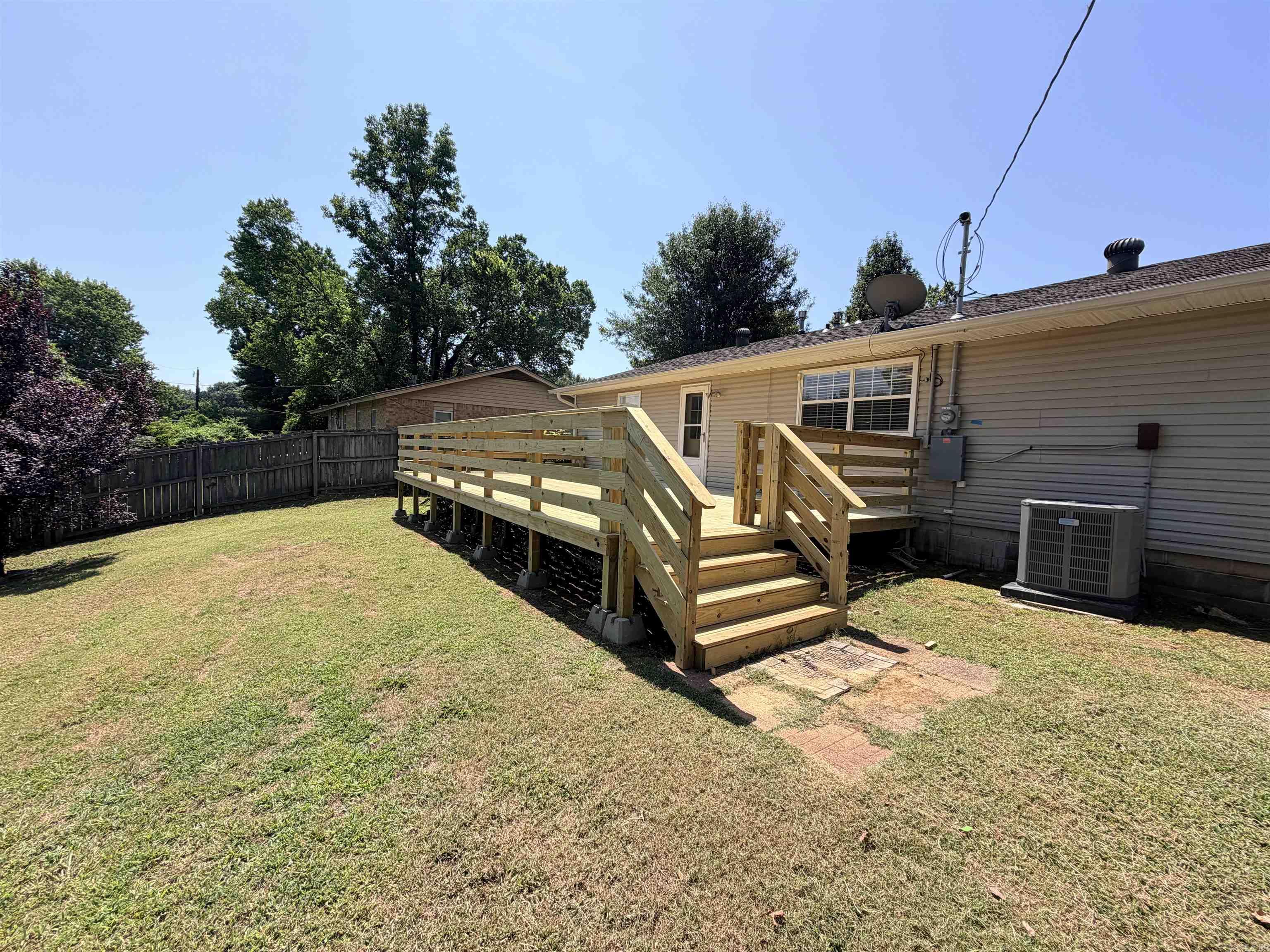 KELLOGG LAKE EST - Residential