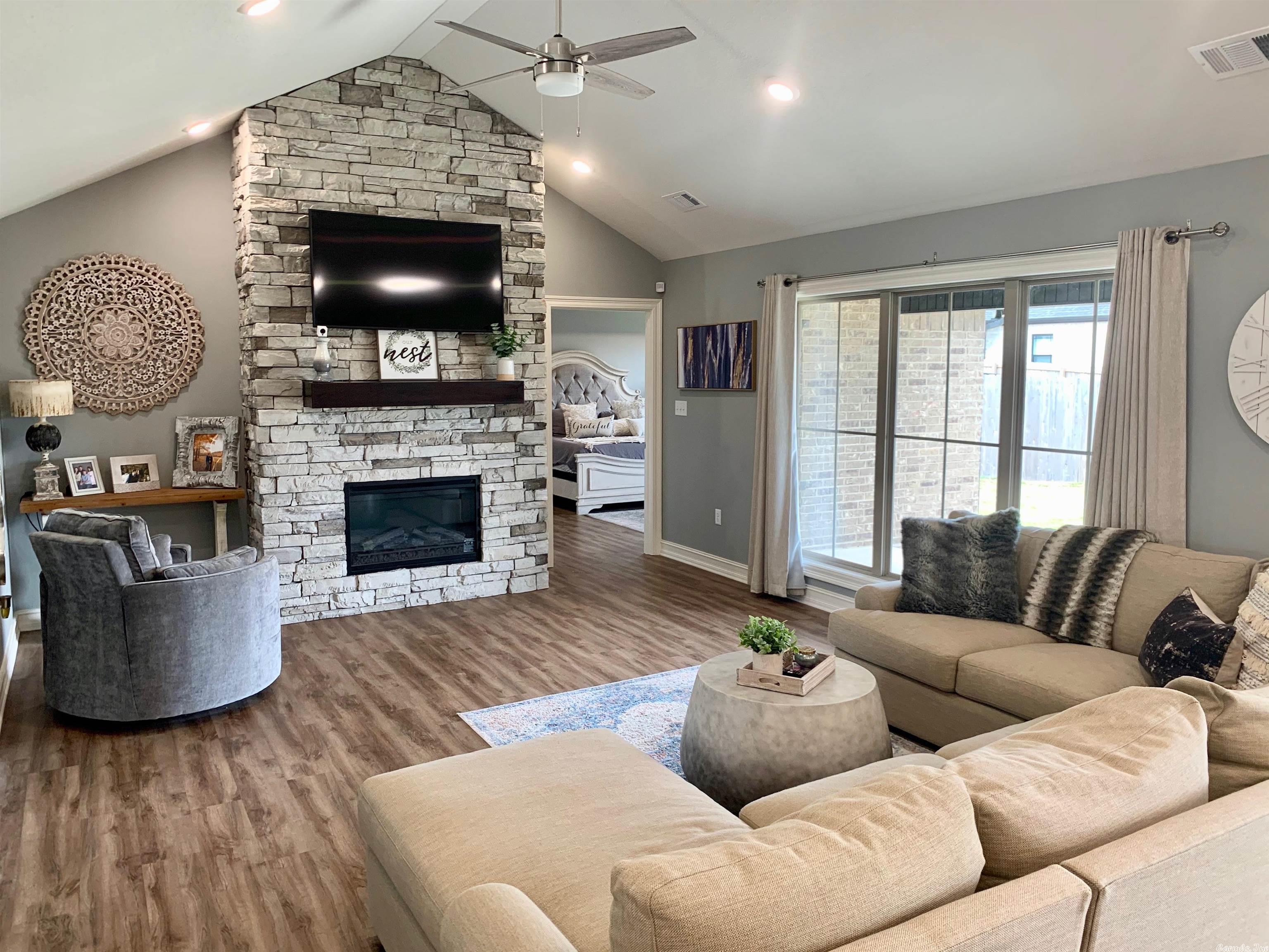 FAIRVIEW HAVEN - Residential