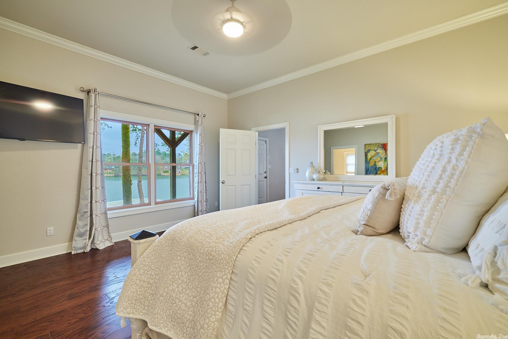 Quinns Lake Park - Residential
