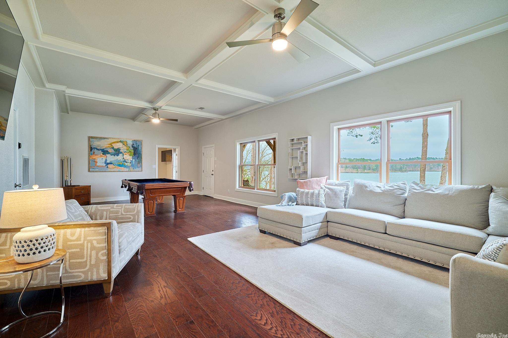 Quinns Lake Park - Residential
