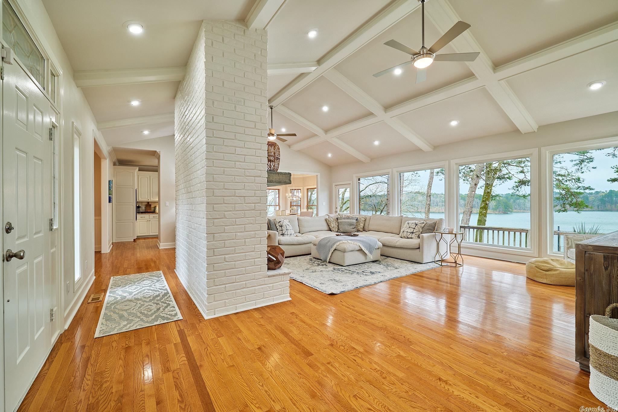 Quinns Lake Park - Residential