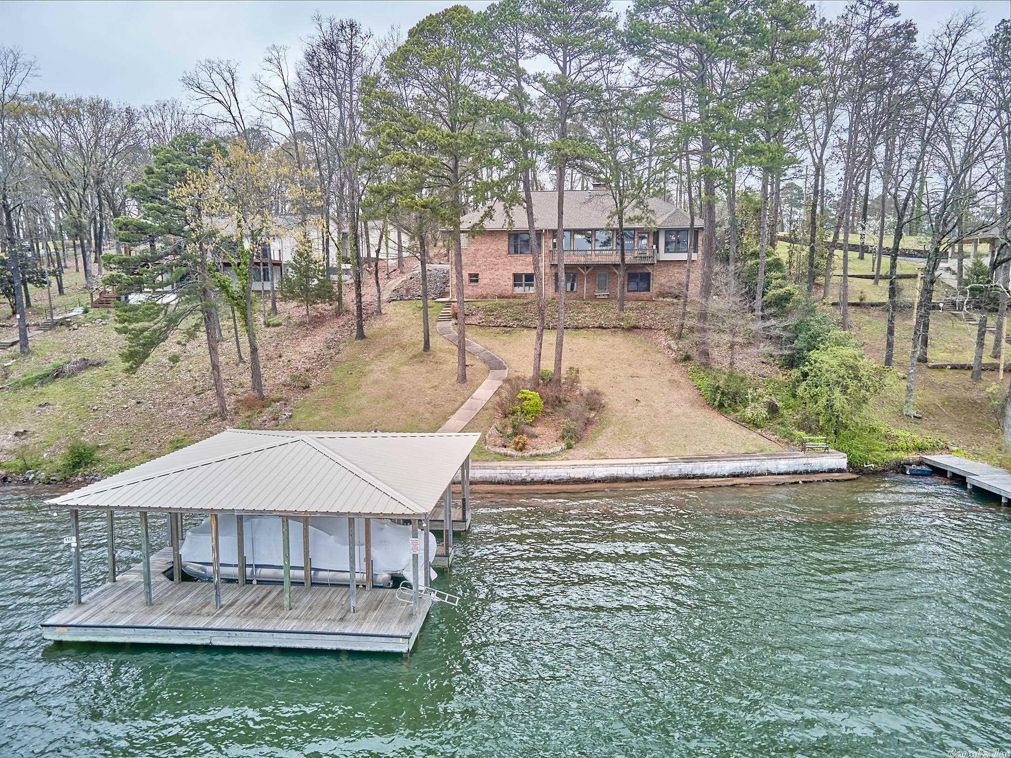 Quinns Lake Park - Residential