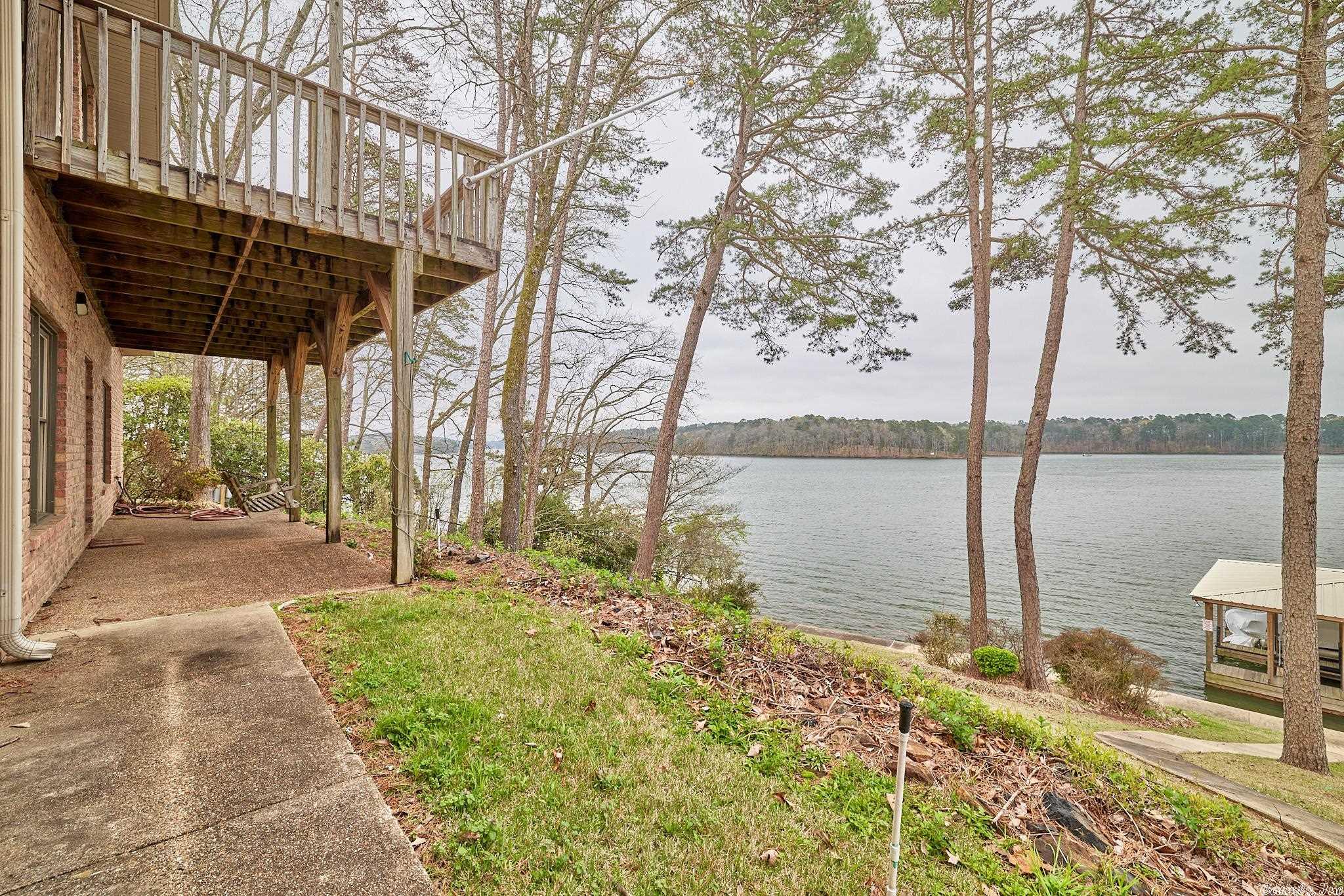 Quinns Lake Park - Residential