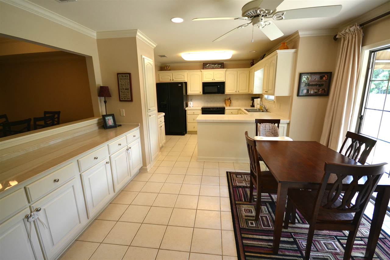 Oaks Bluff - Residential
