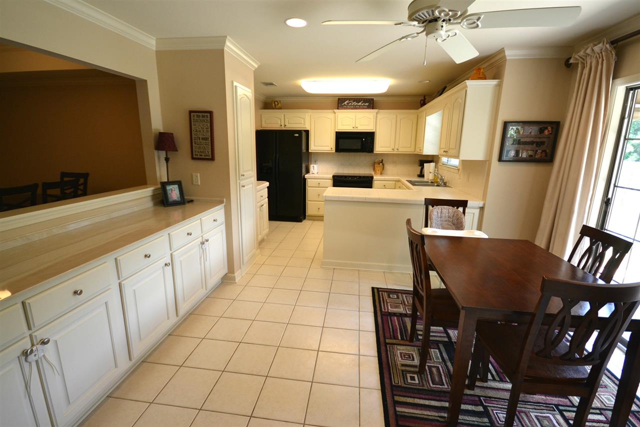 Oaks Bluff - Residential