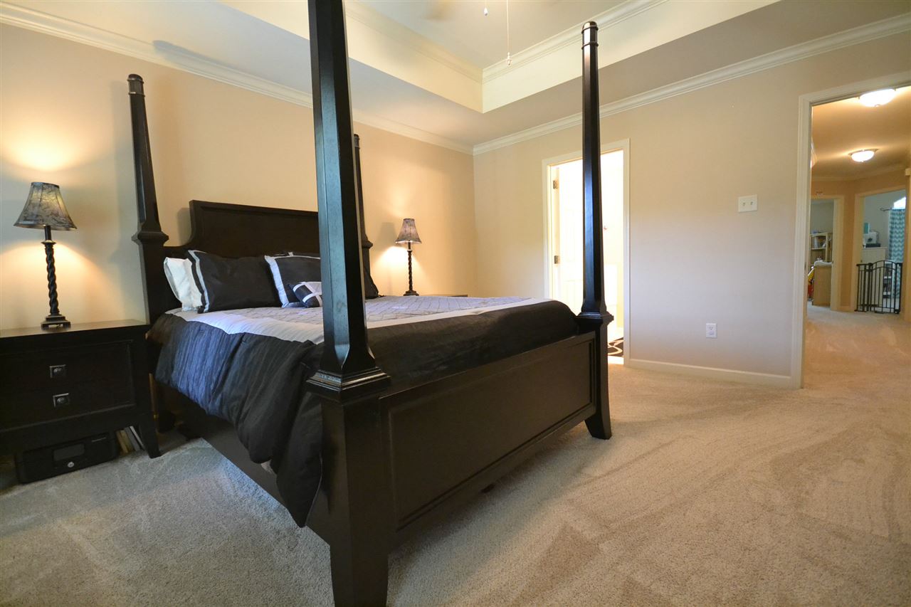 Oaks Bluff - Residential