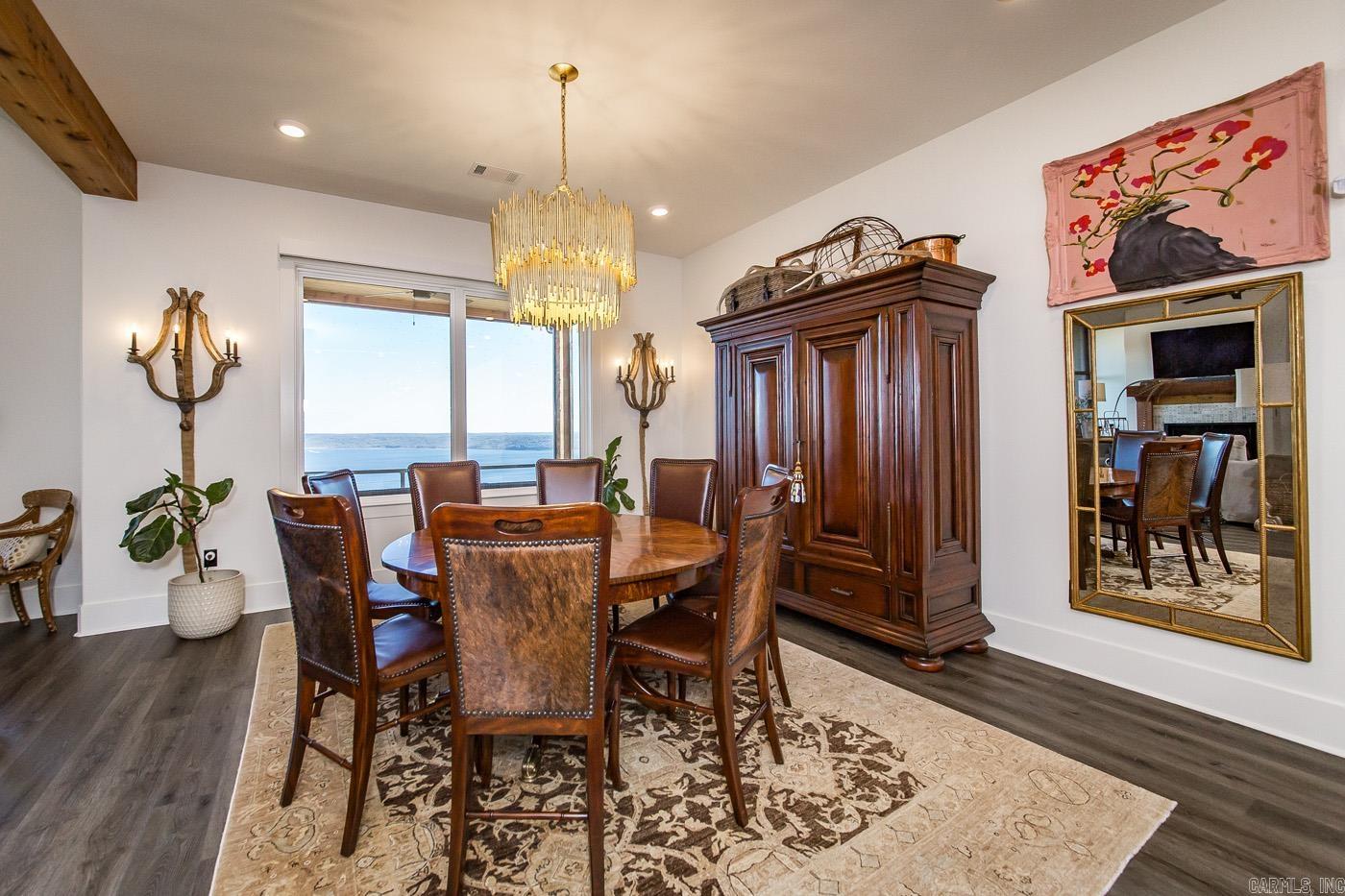DIAMOND BLUFF ESTATES EAST - Residential