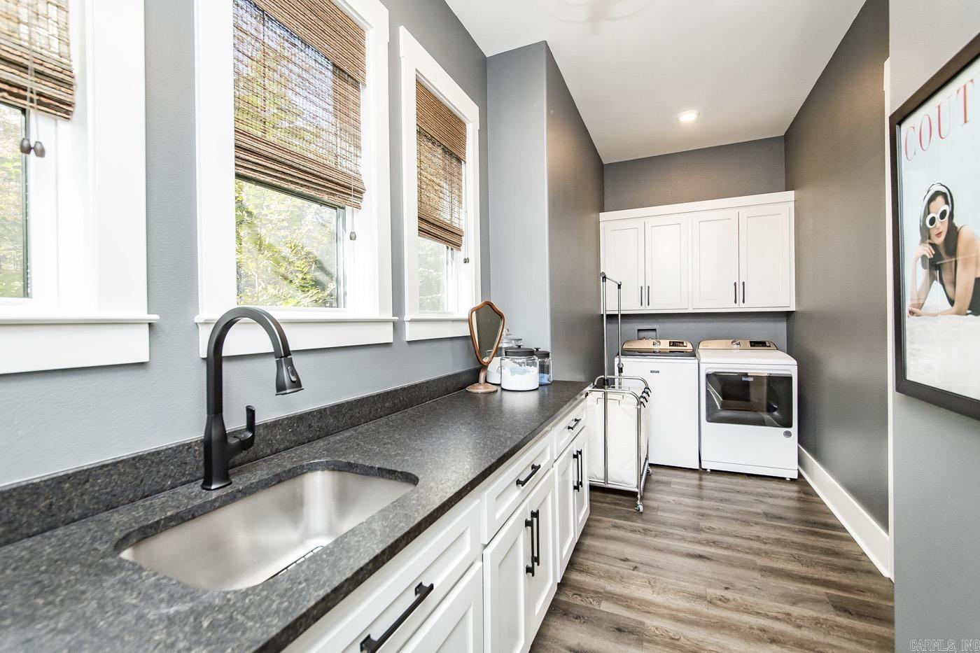 DIAMOND BLUFF ESTATES EAST - Residential