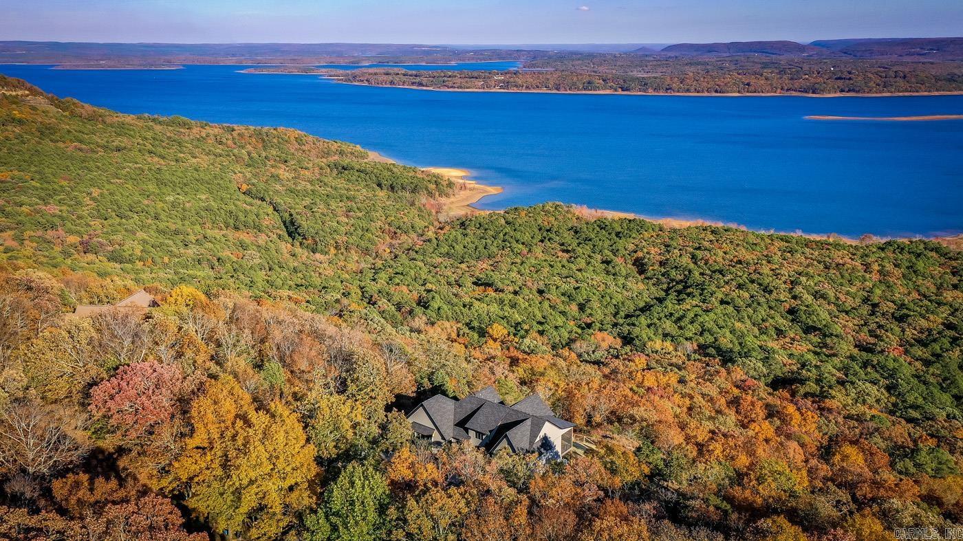 DIAMOND BLUFF ESTATES EAST - Residential