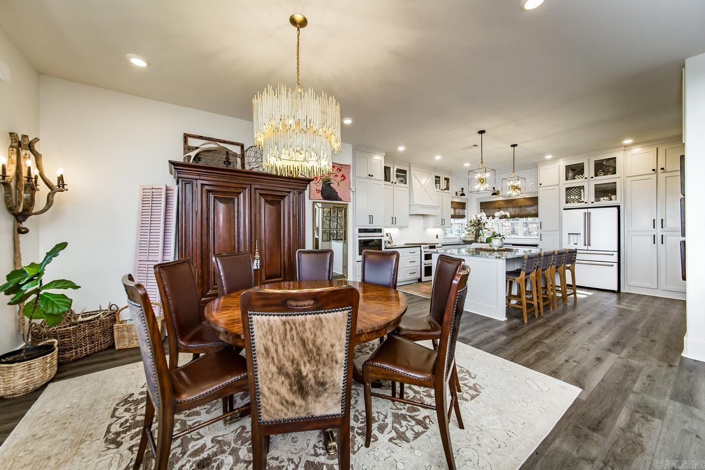 DIAMOND BLUFF ESTATES EAST - Residential
