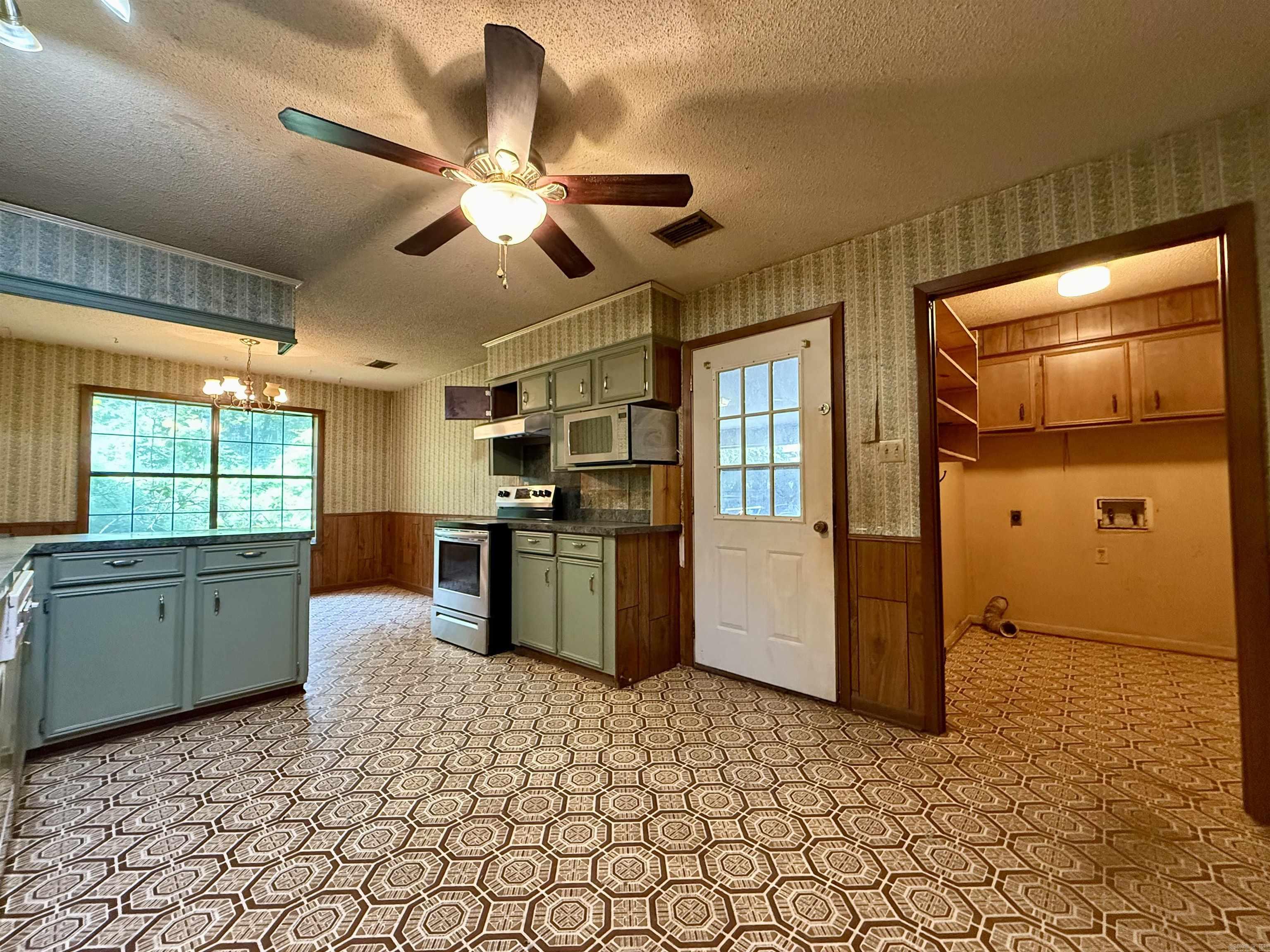 CHEROKEE HILLS 2 - Residential