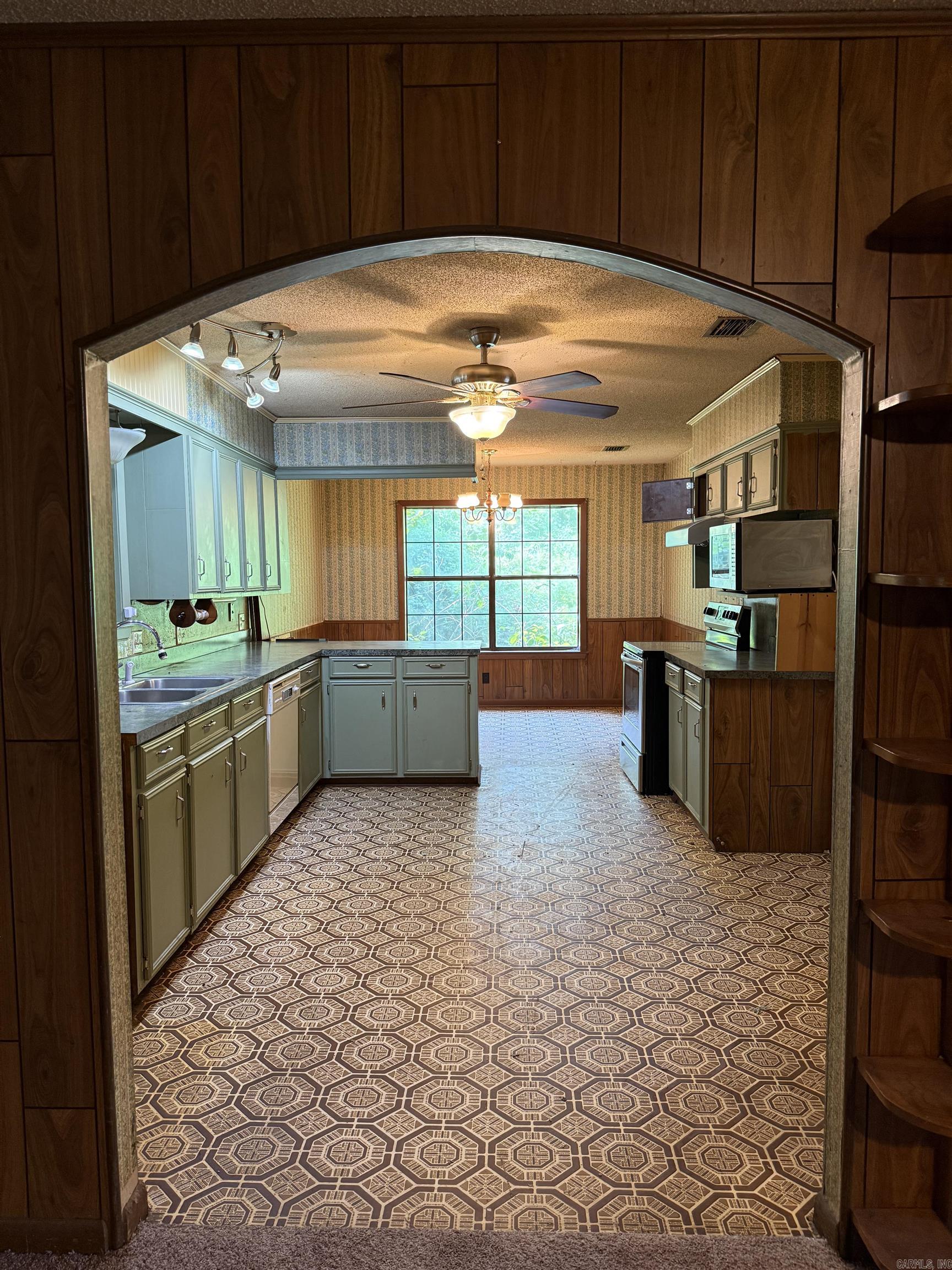 CHEROKEE HILLS 2 - Residential