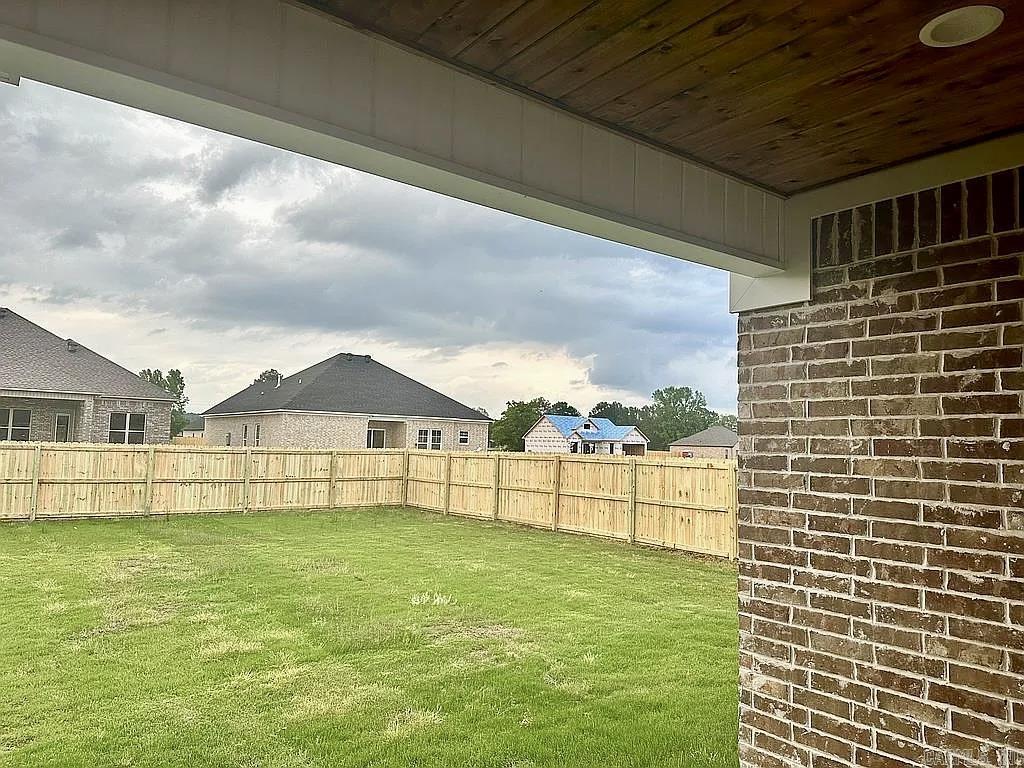 EAST MEADOW - Residential