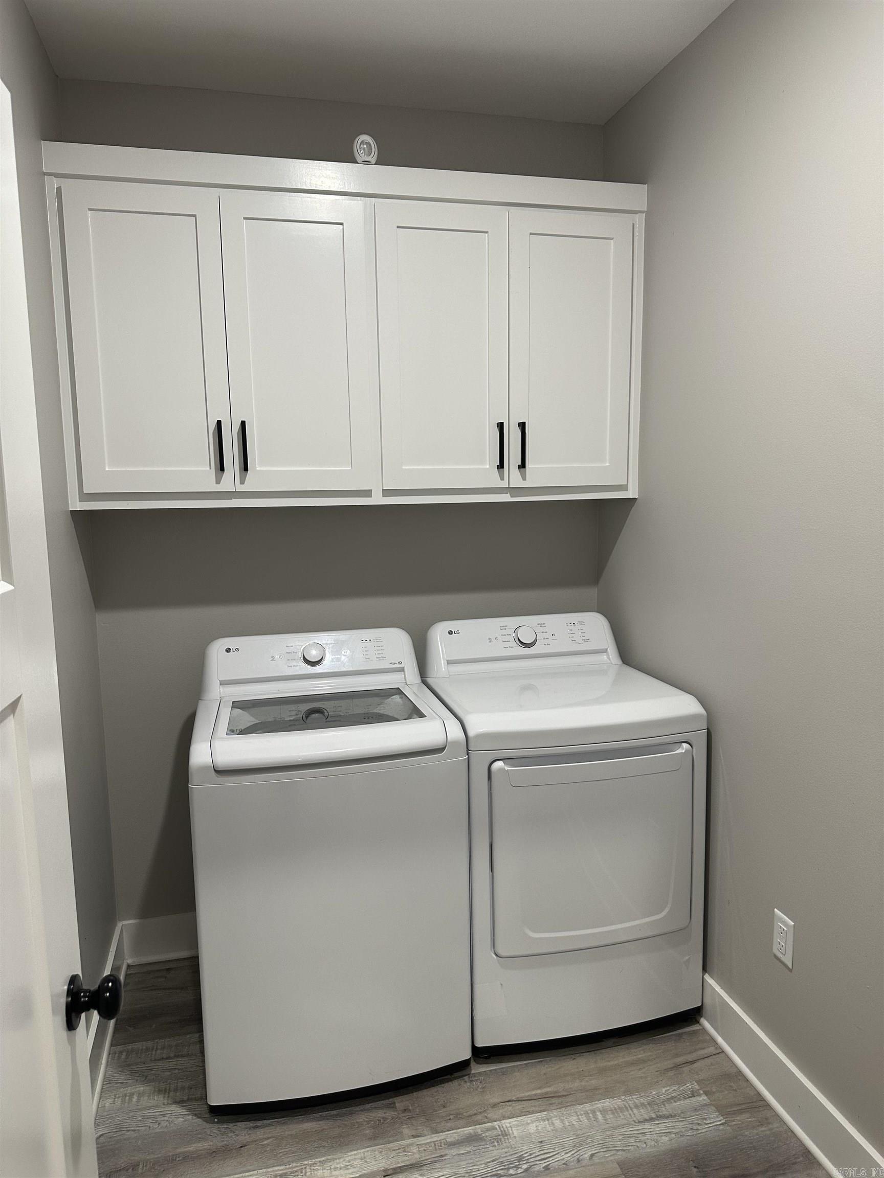 EAST MEADOW - Residential