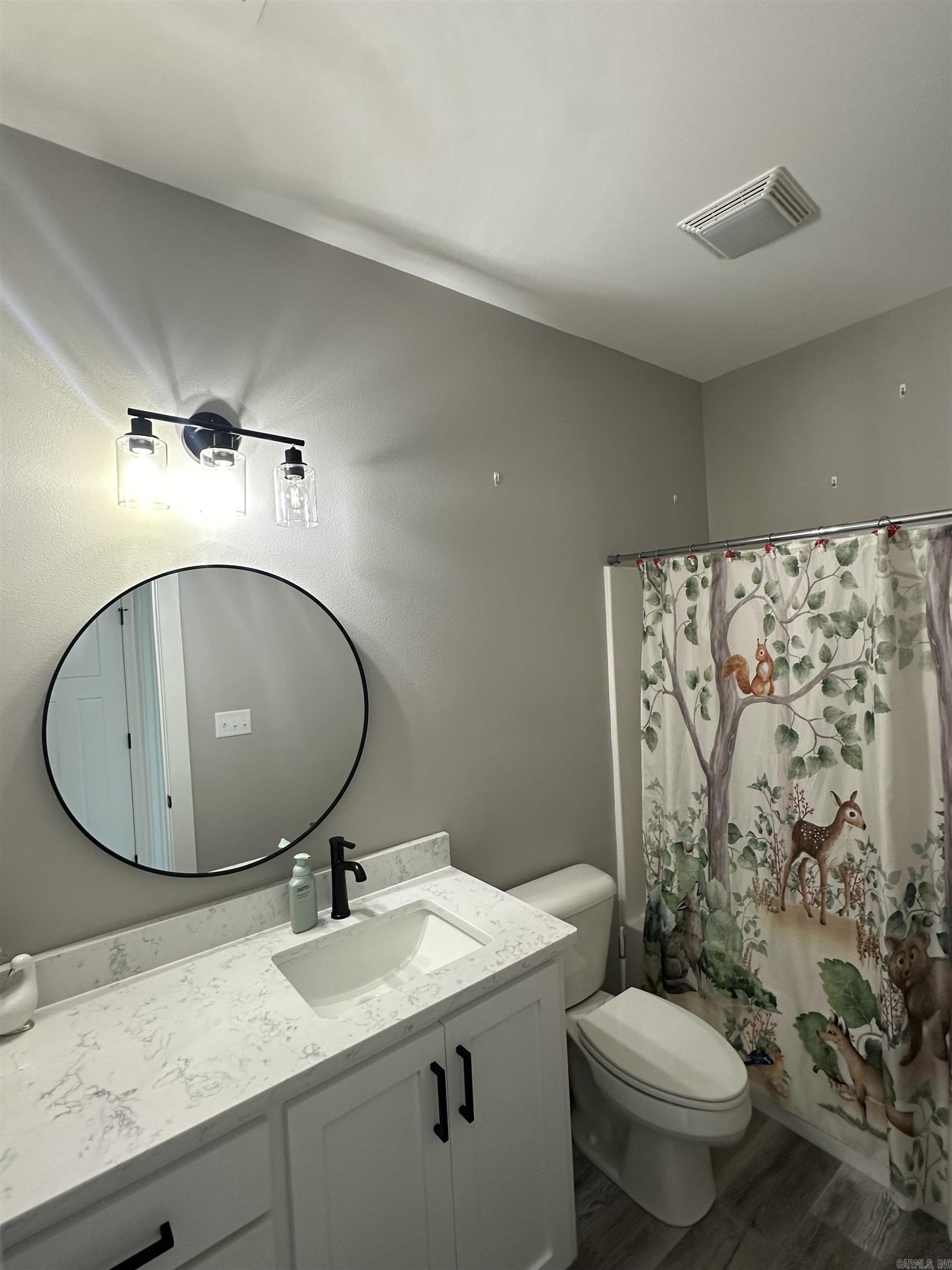 EAST MEADOW - Residential