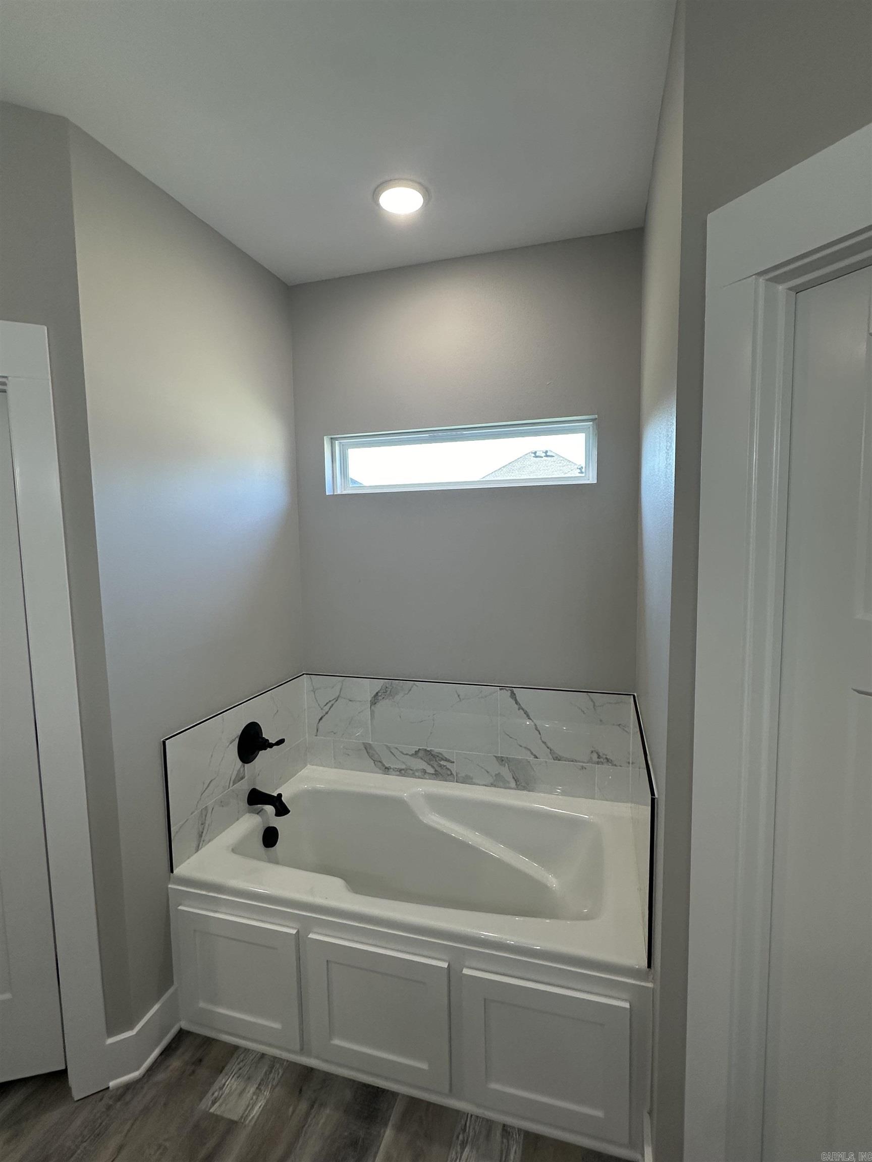 EAST MEADOW - Residential