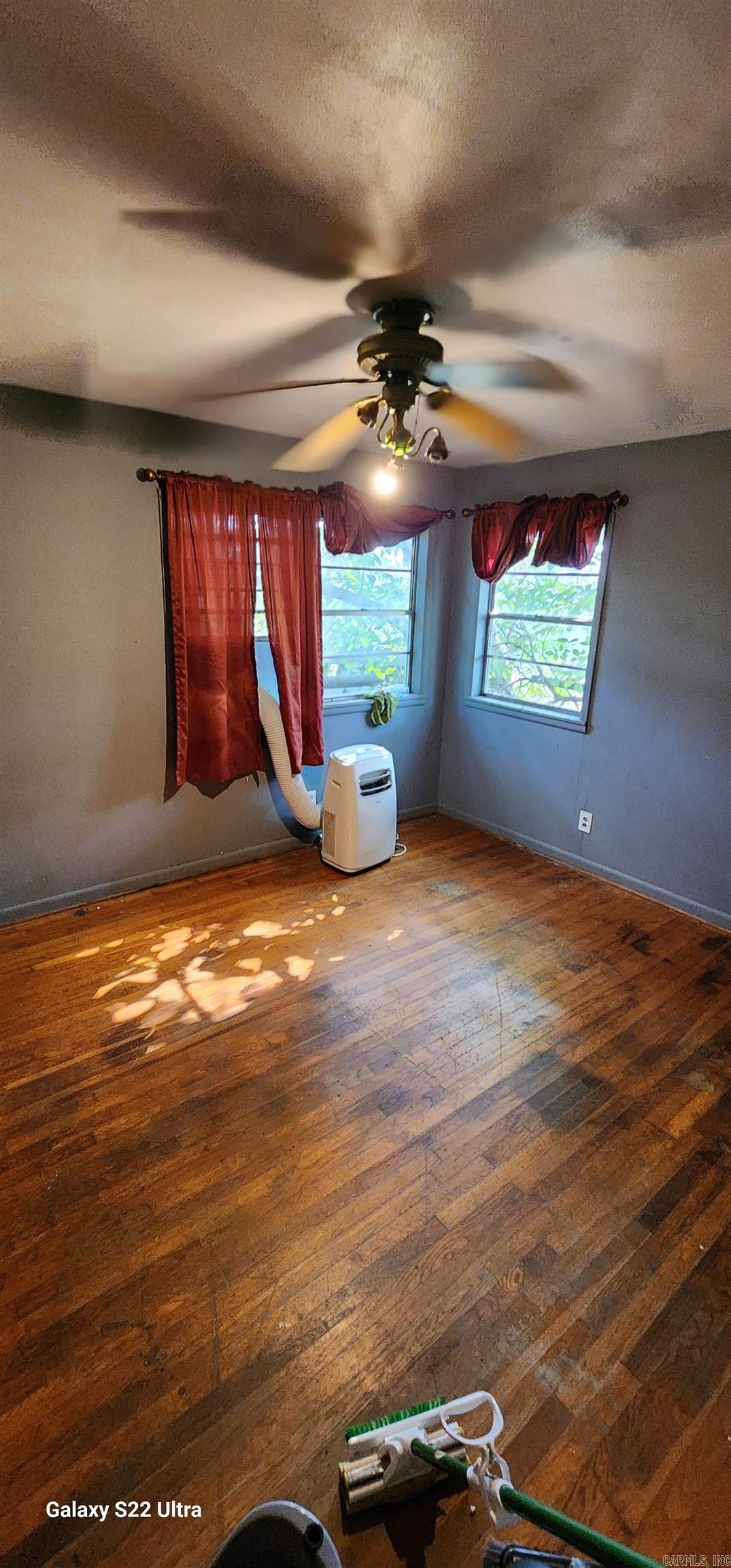 Logan - Residential