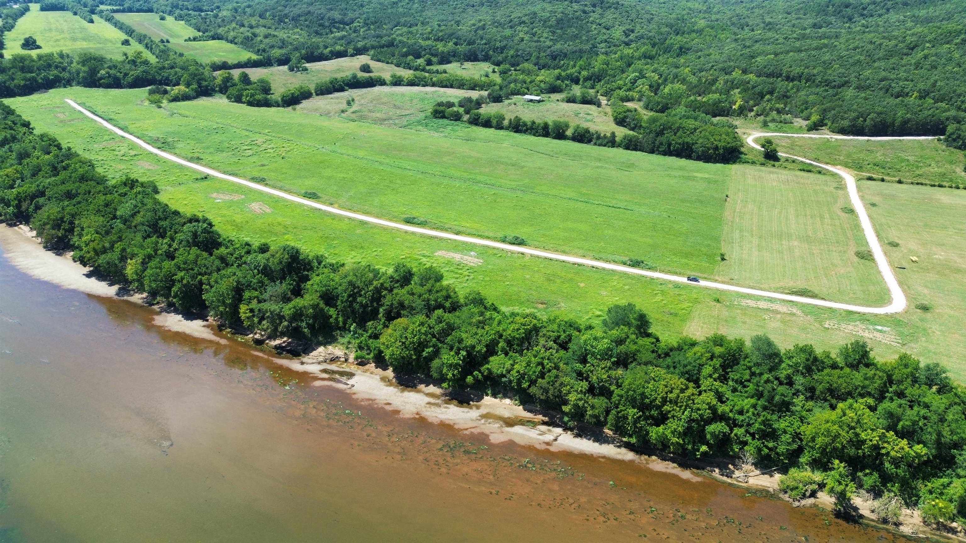 River Oaks - Land