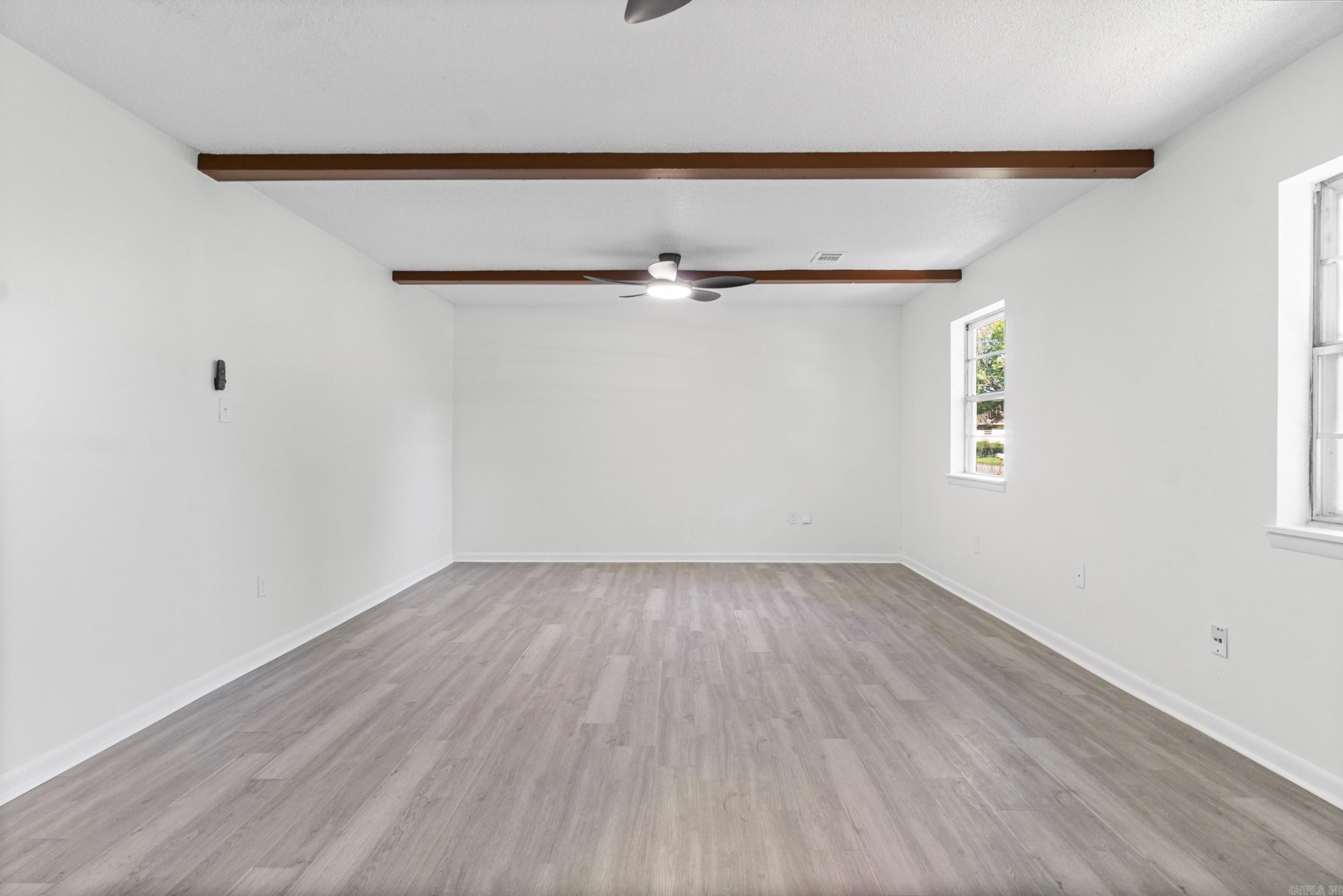 KELLOGG LAKE EST - Residential