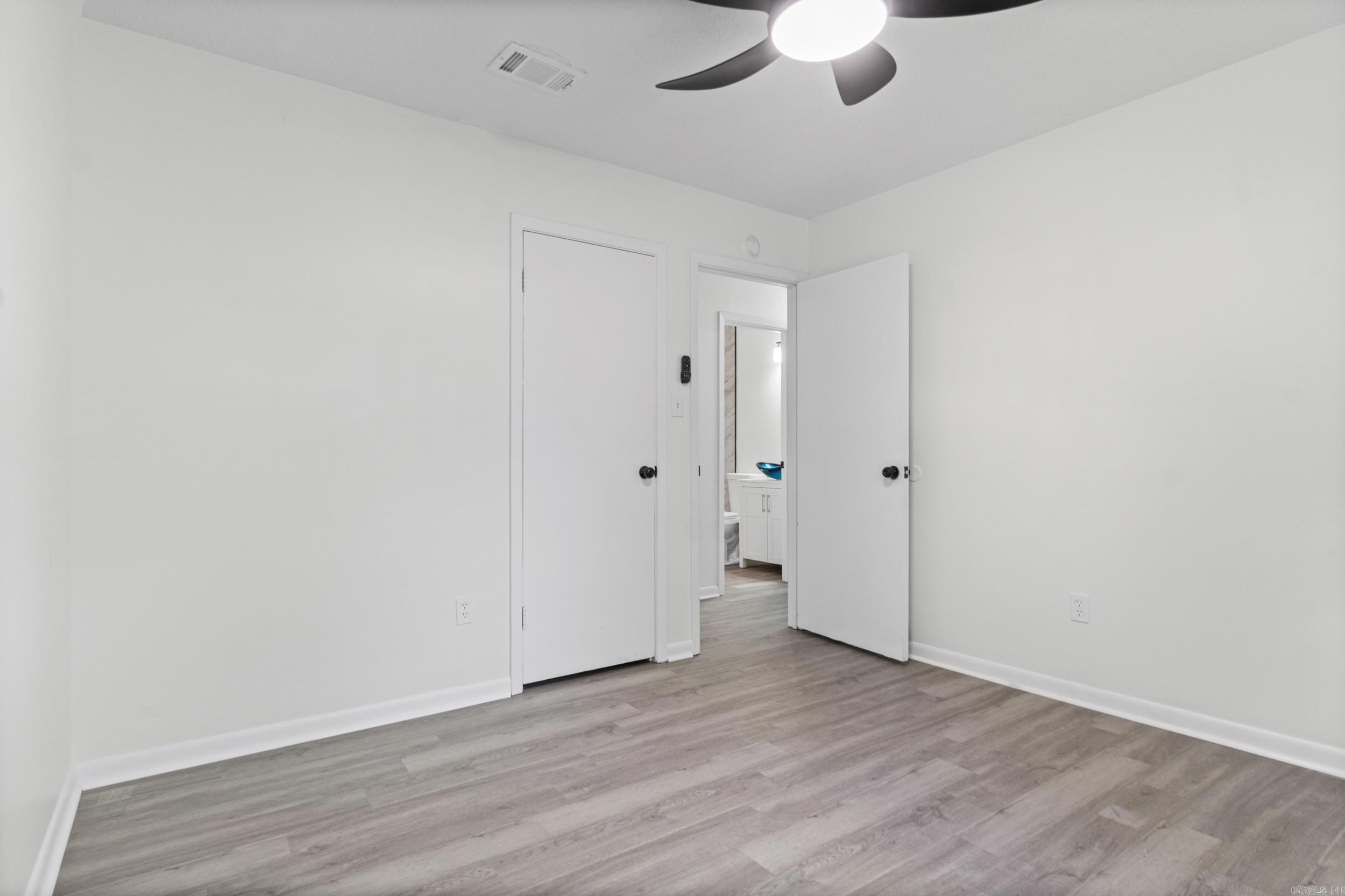 KELLOGG LAKE EST - Residential