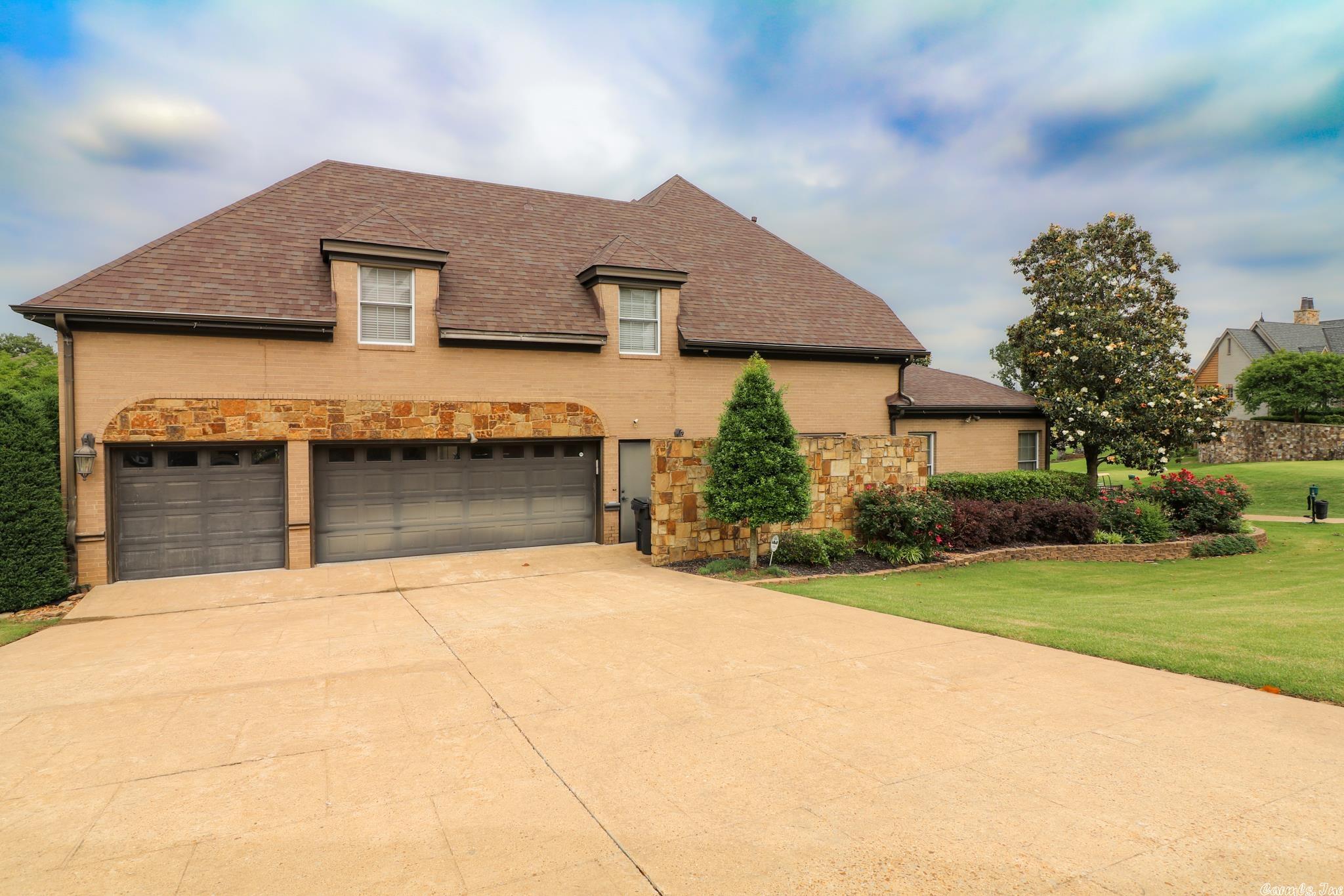 Ridge Point - Residential