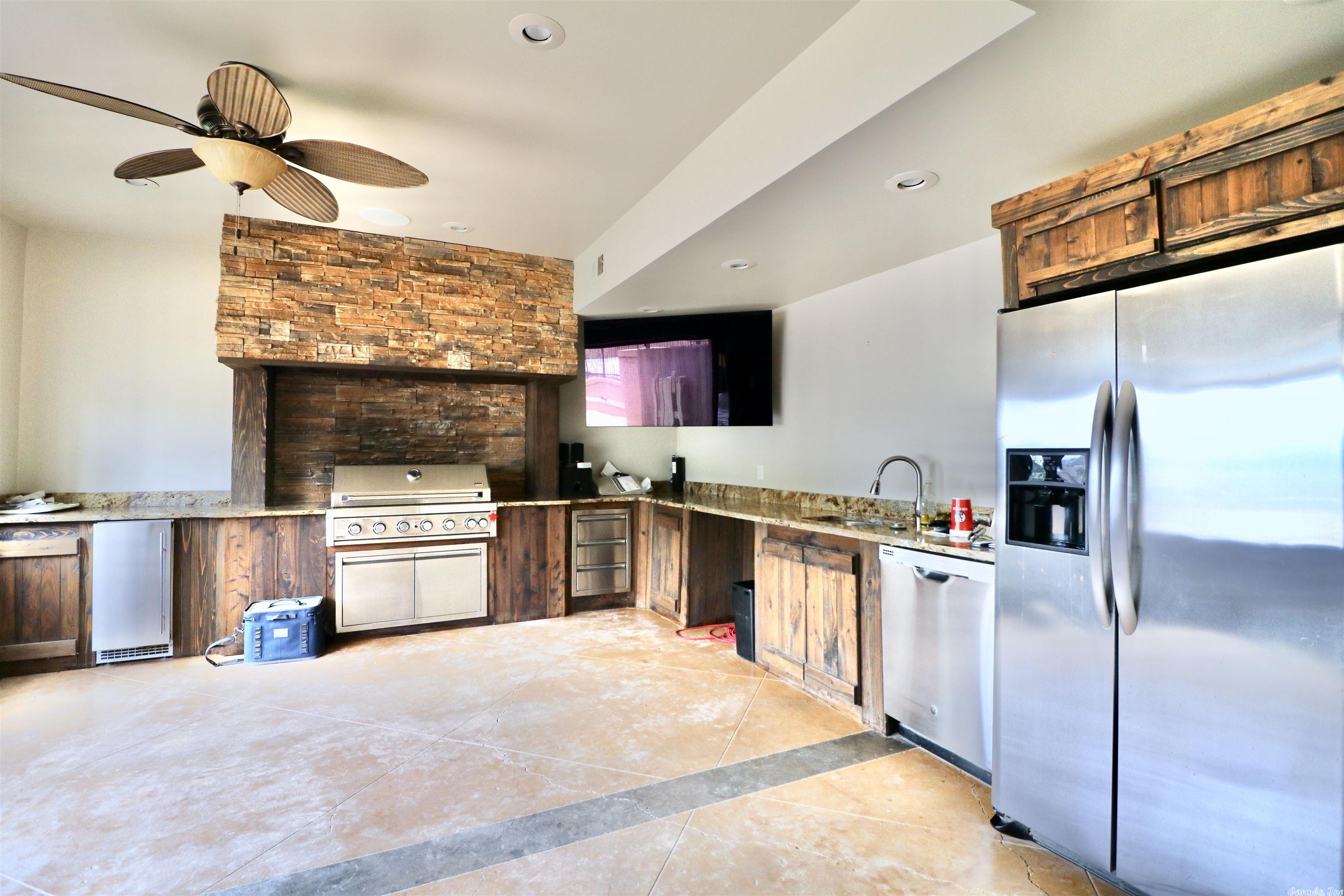 Ridge Point - Residential
