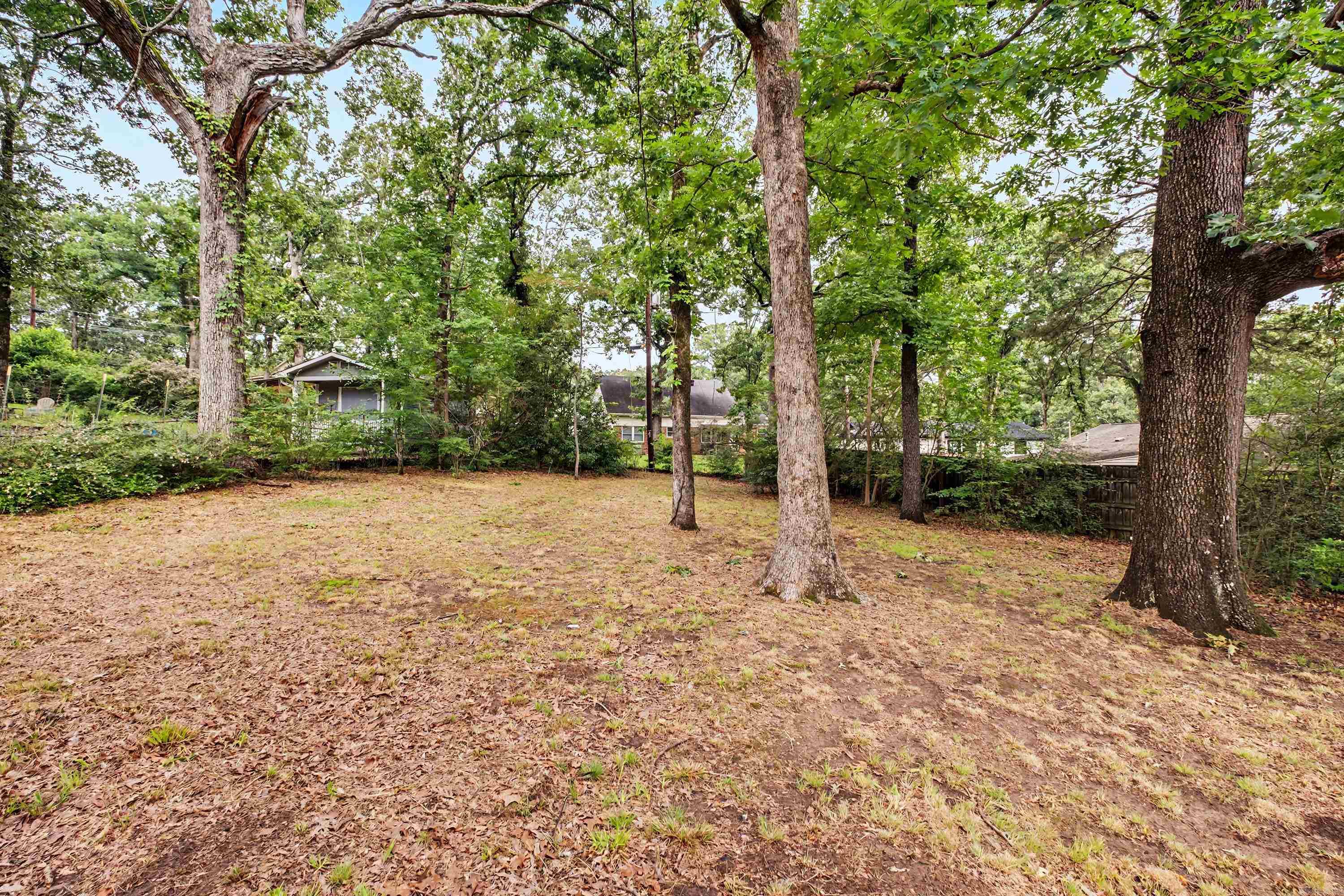 INDIAN HILLS - Residential