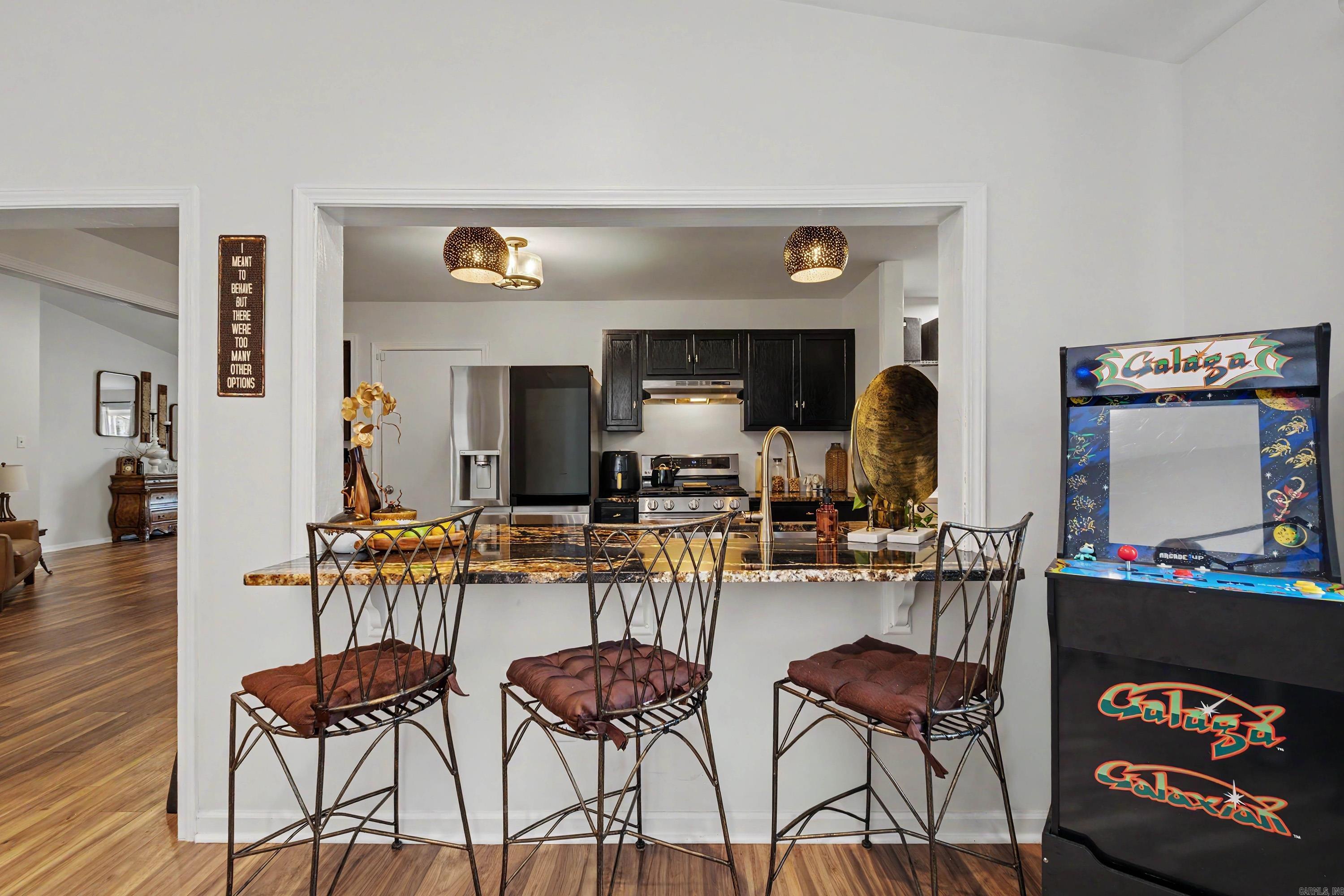 INDIAN HILLS - Residential