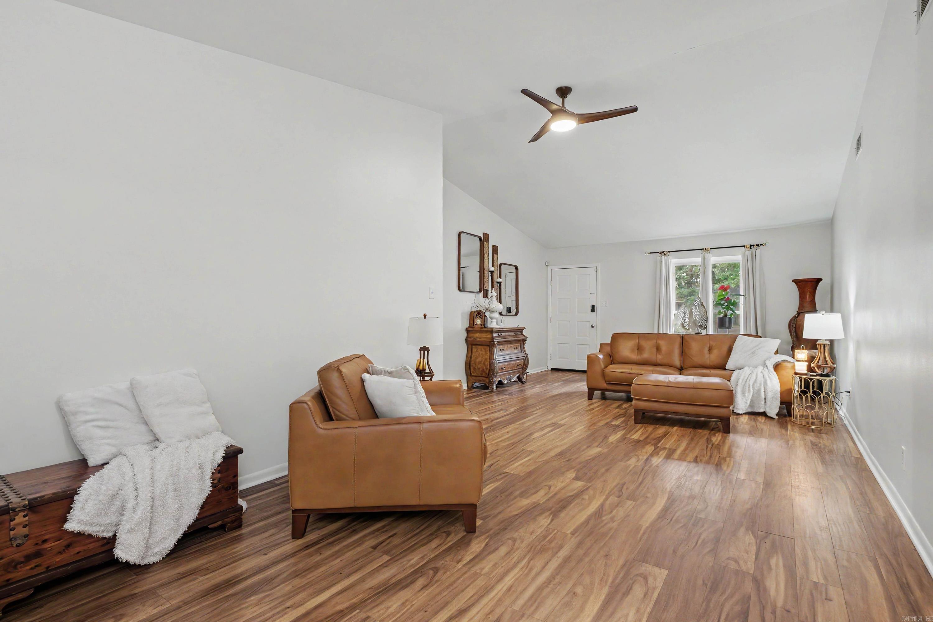 INDIAN HILLS - Residential