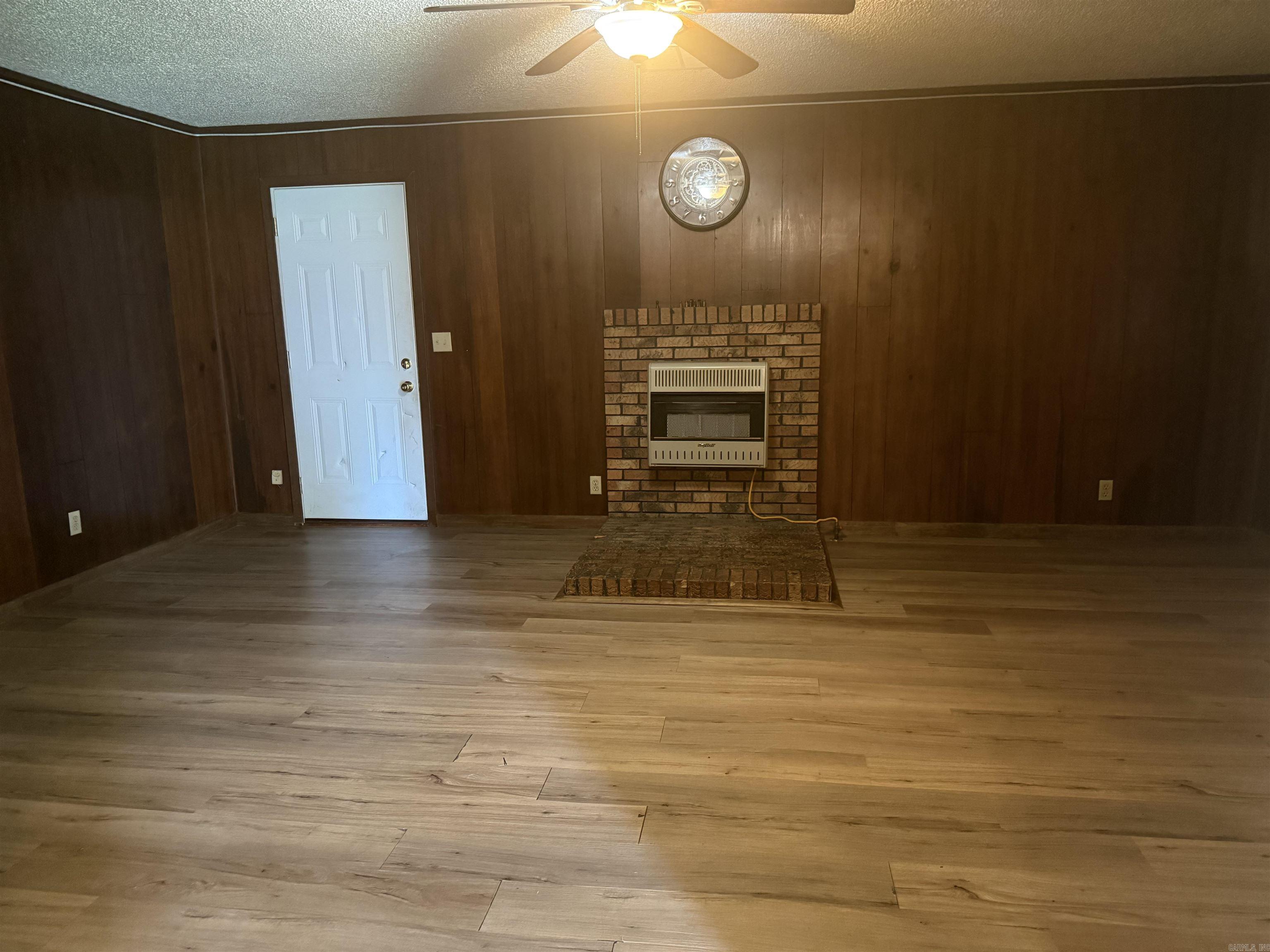 HOOPER ACRES - Residential